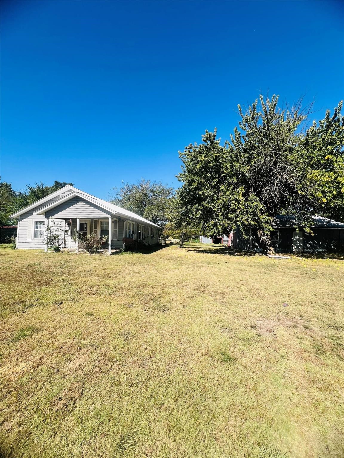 7155 Farm Road 1499
