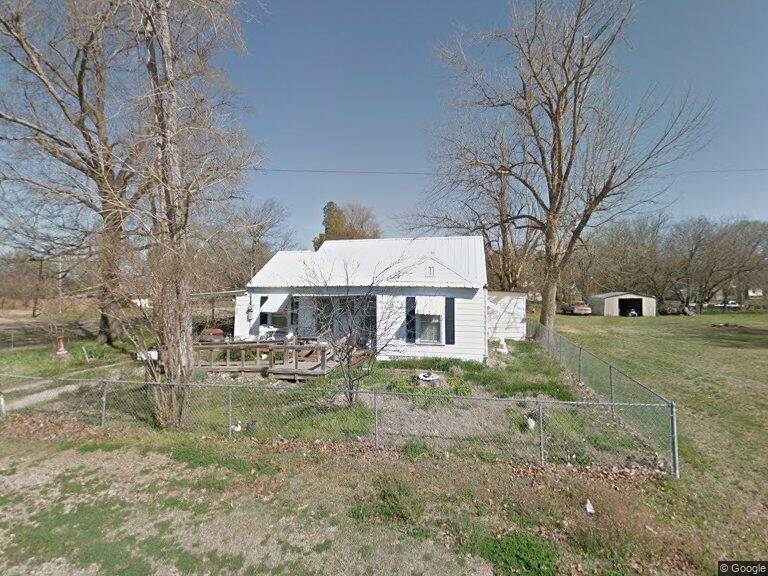 105 E Division Street