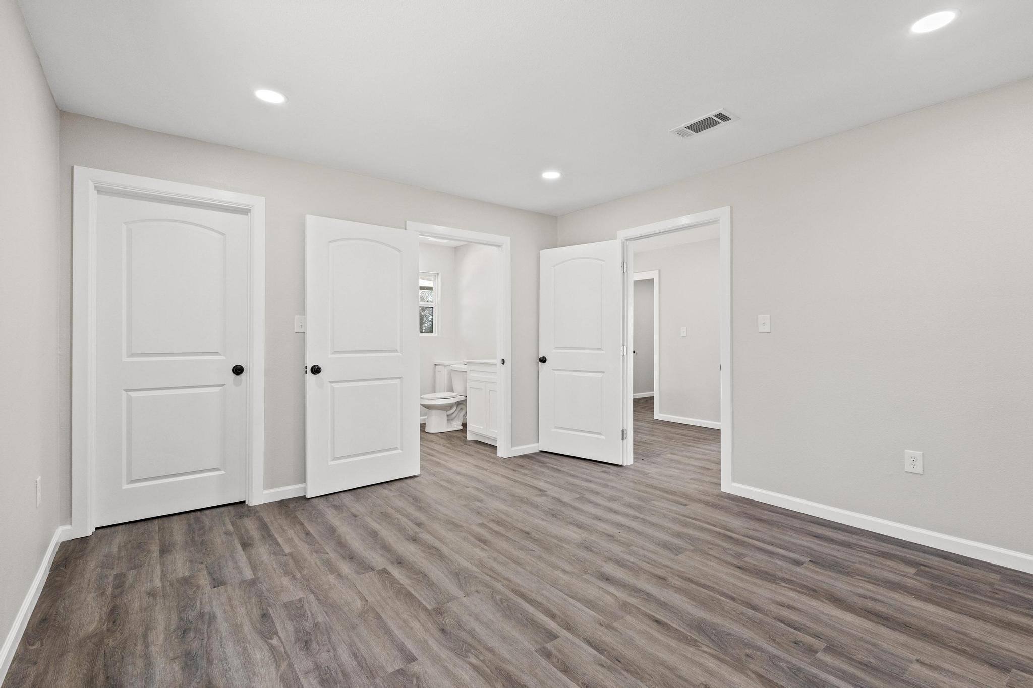 30 Private Road 33084