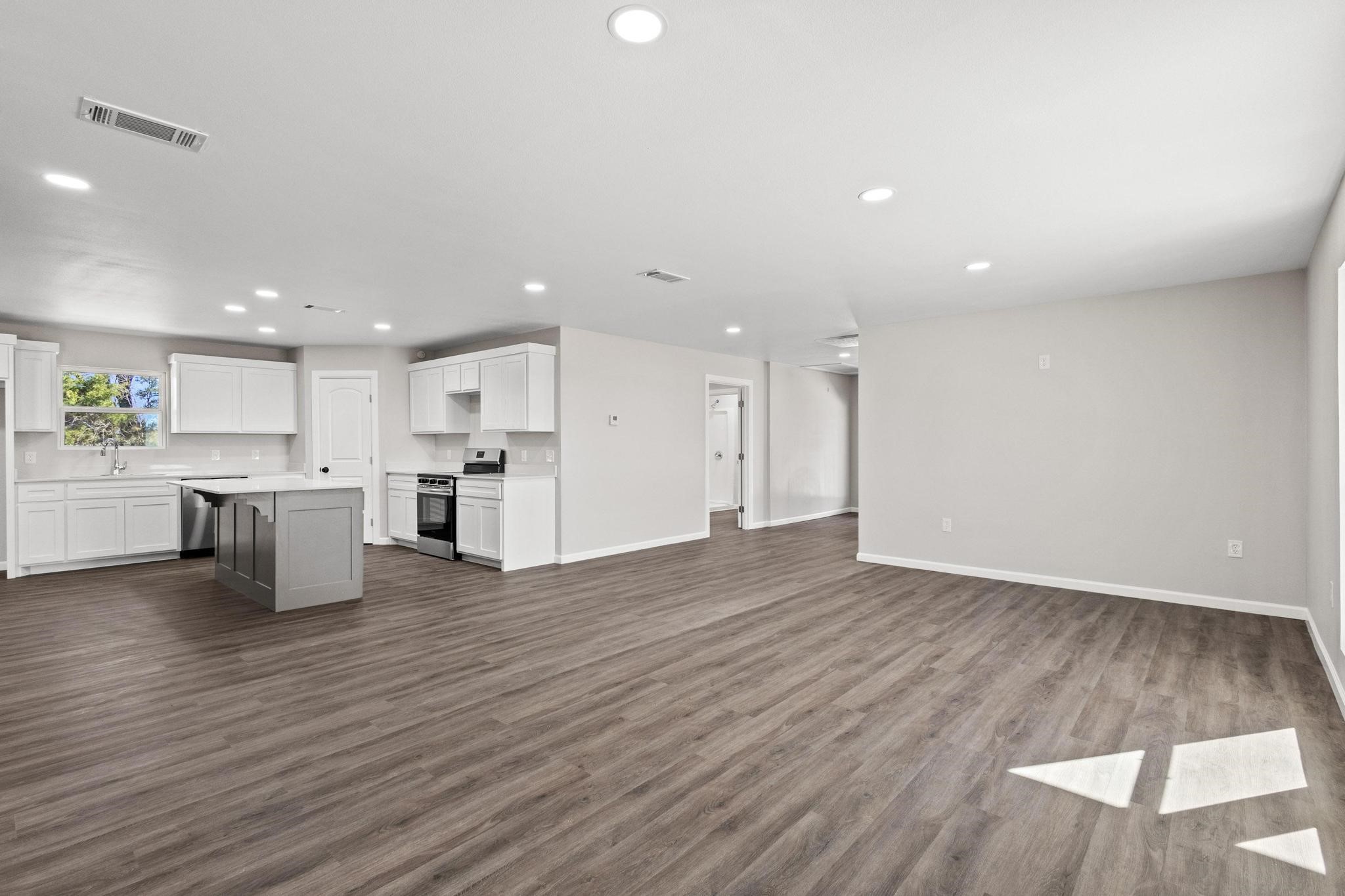 30 Private Road 33084