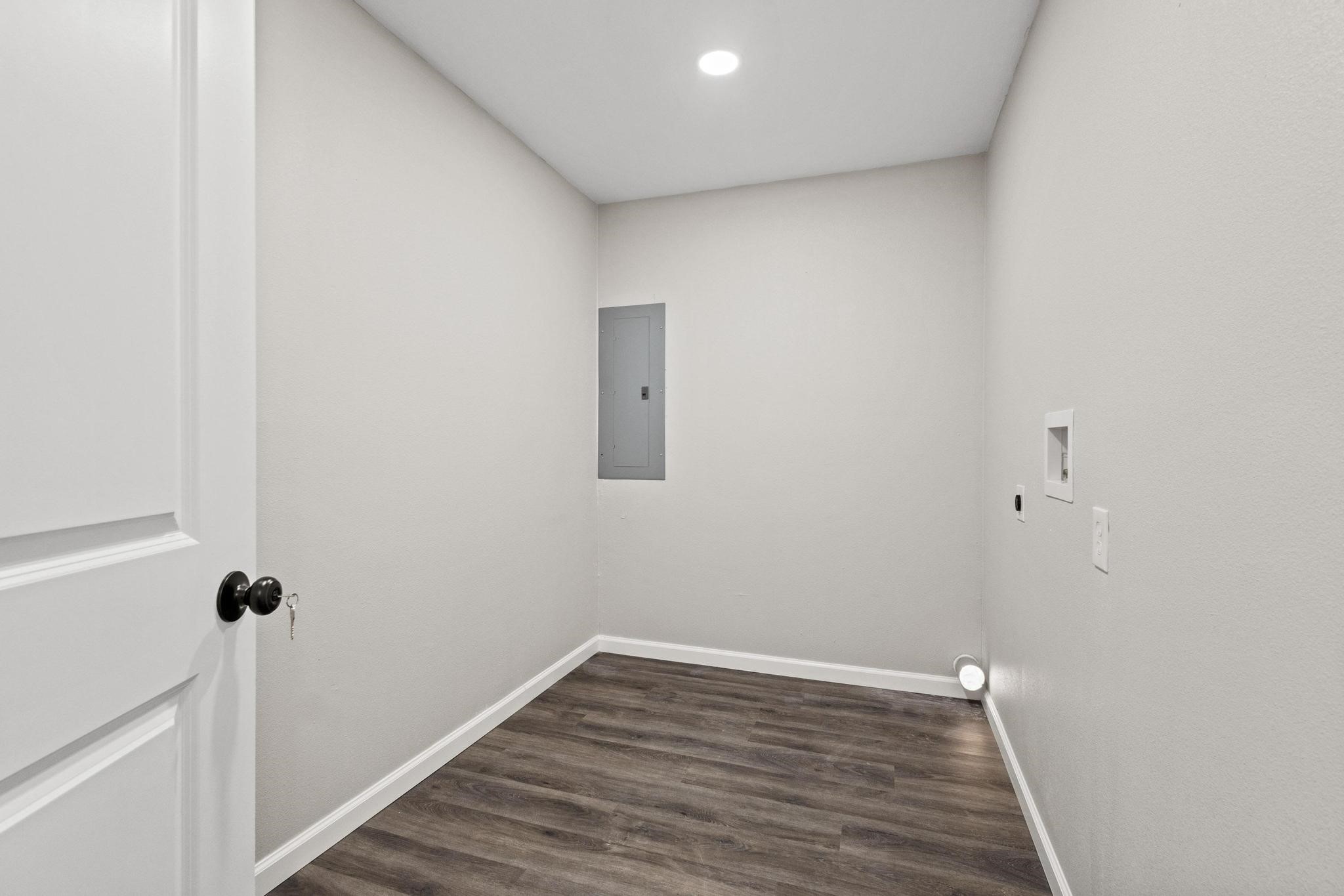 30 Private Road 33084