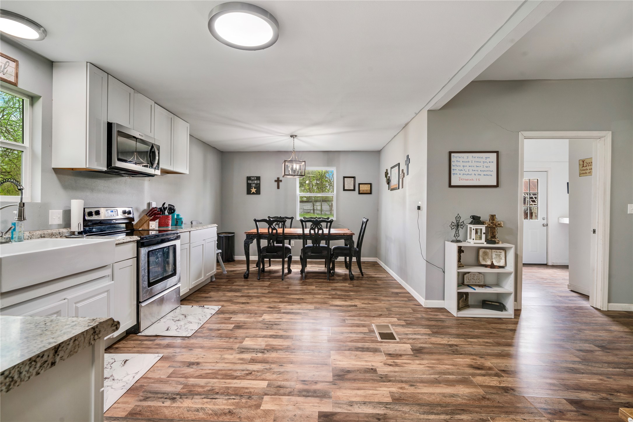 85 County Road 13685