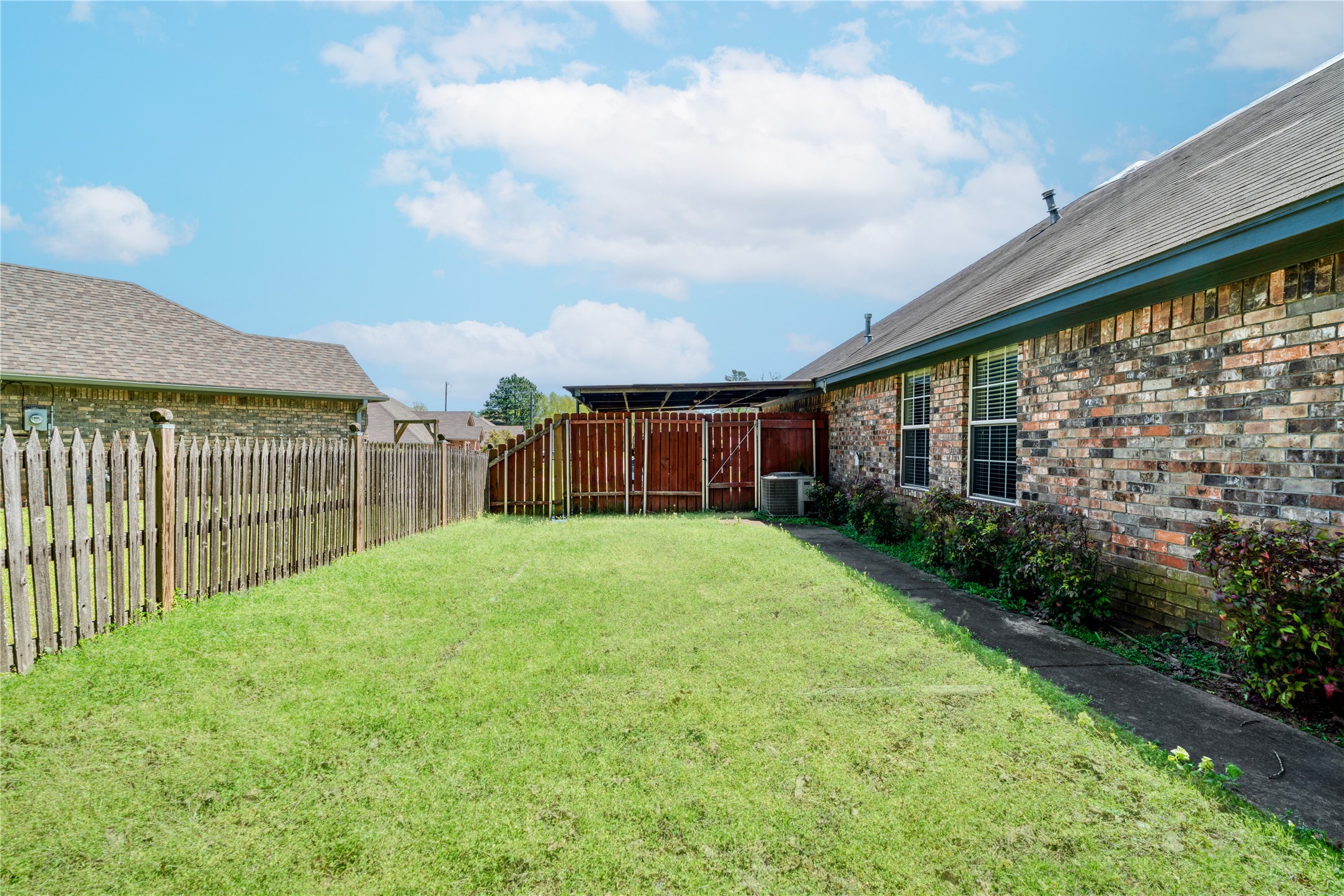 850 Lee Circle
