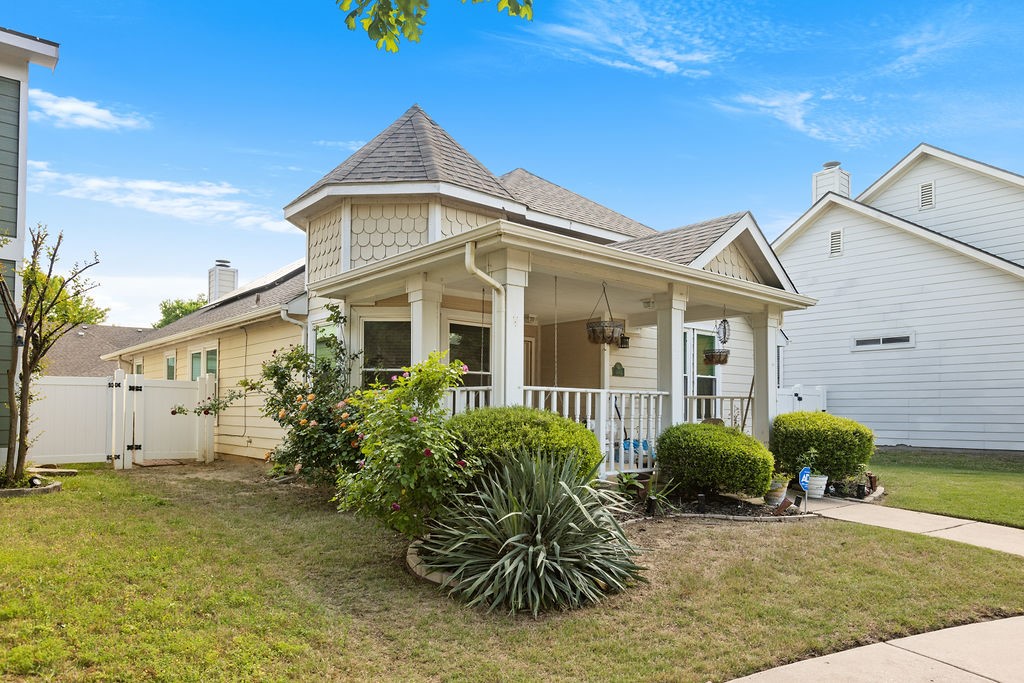 9864 Walnut Hill Drive