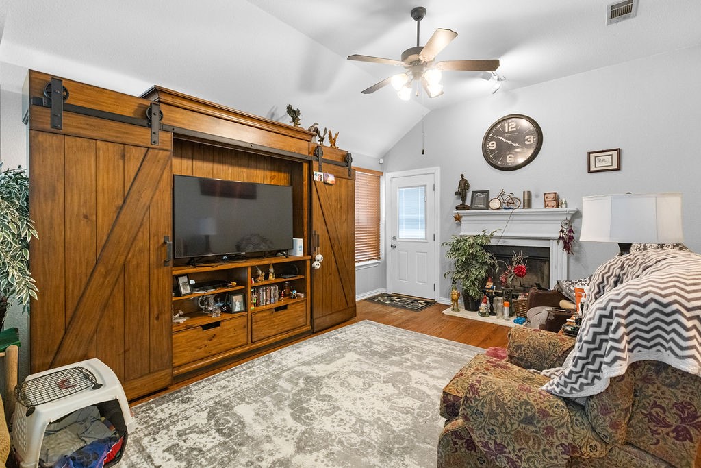 9864 Walnut Hill Drive