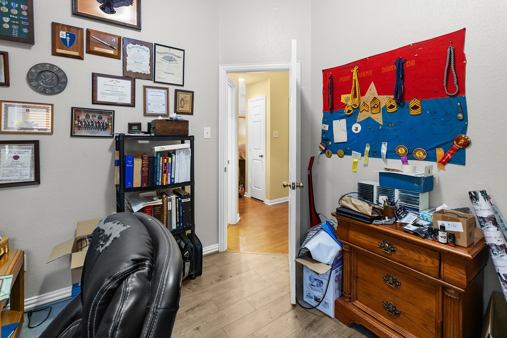 9864 Walnut Hill Drive