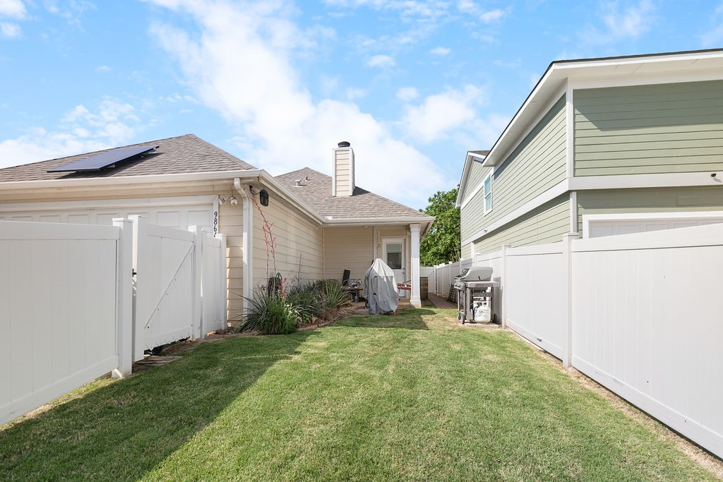 9864 Walnut Hill Drive