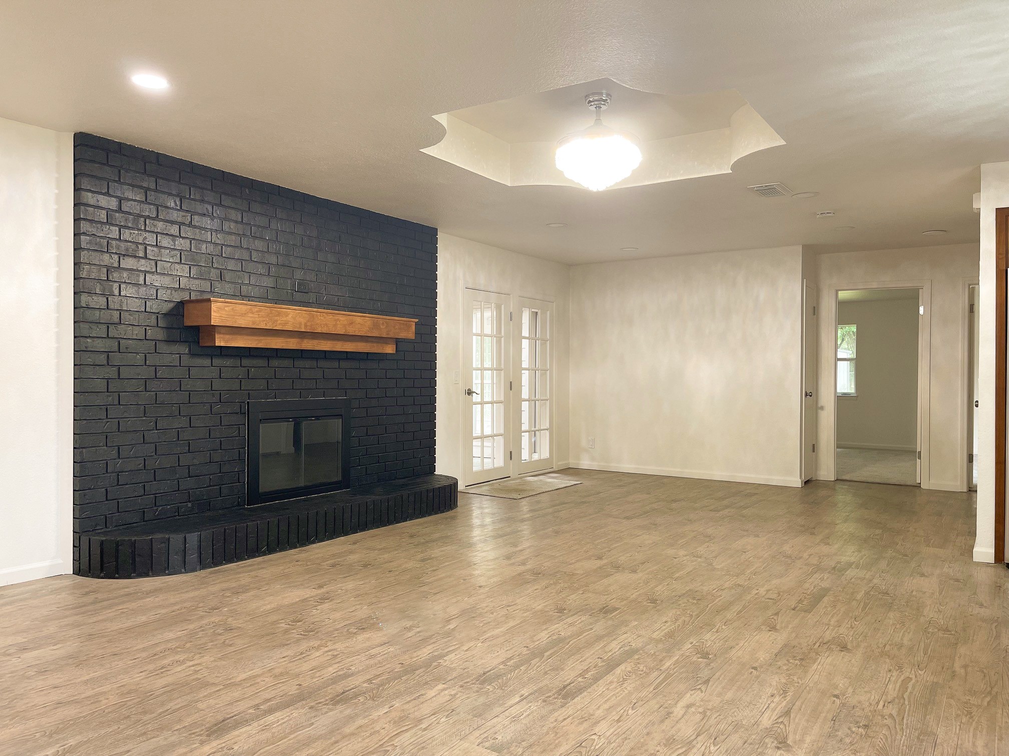 6220 Inwood Drive