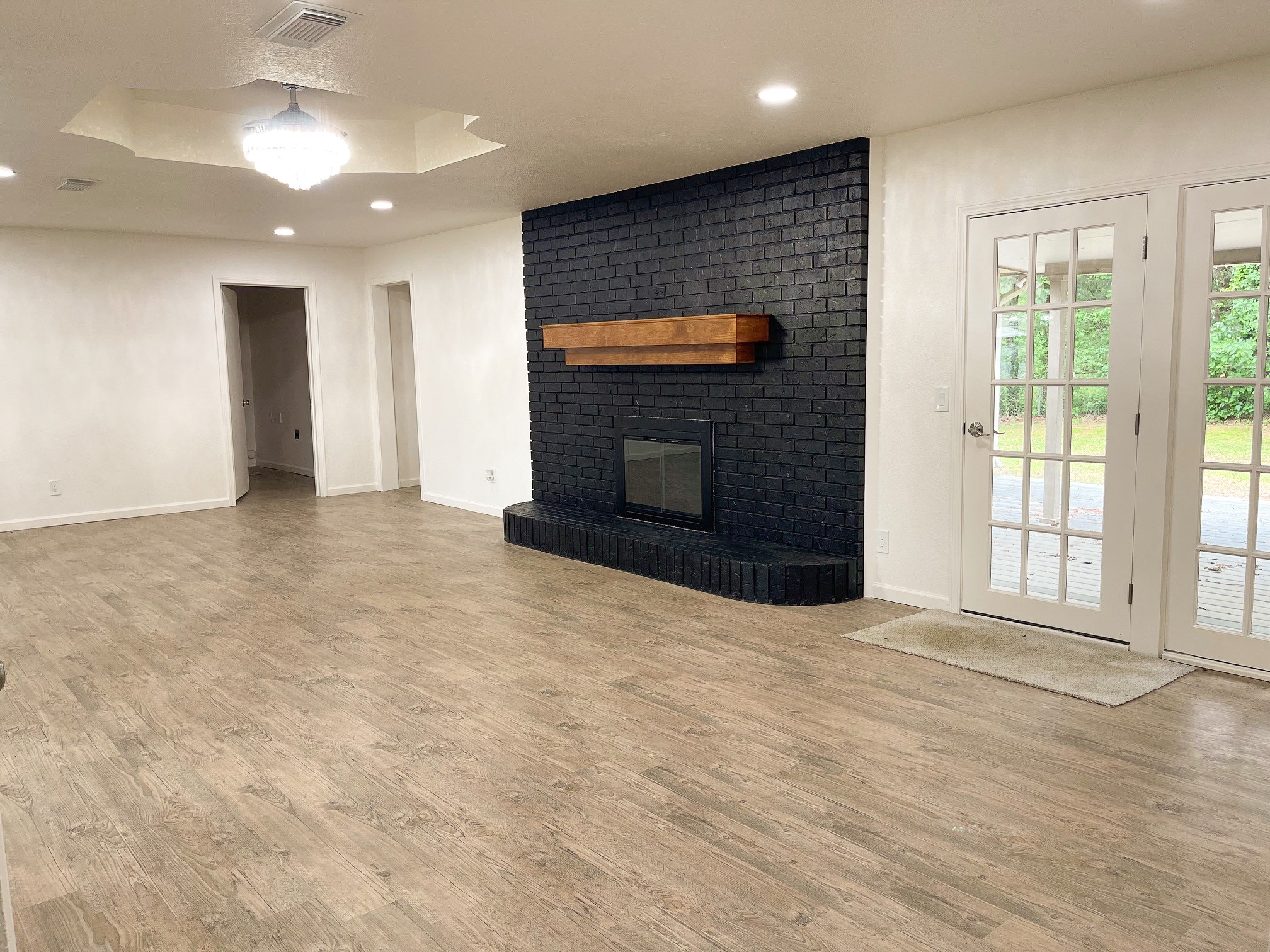 6220 Inwood Drive