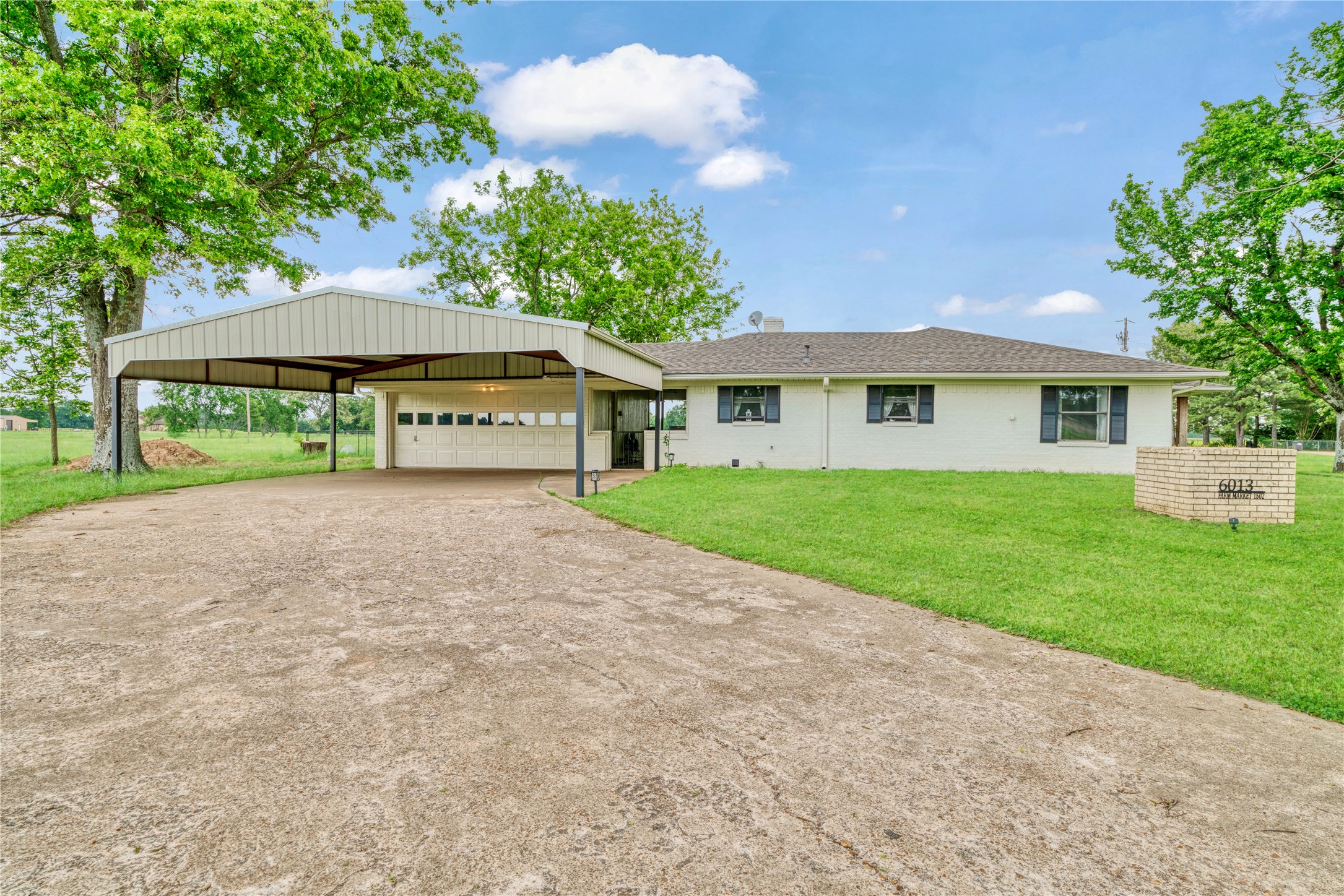 6013 Farm Road 1502