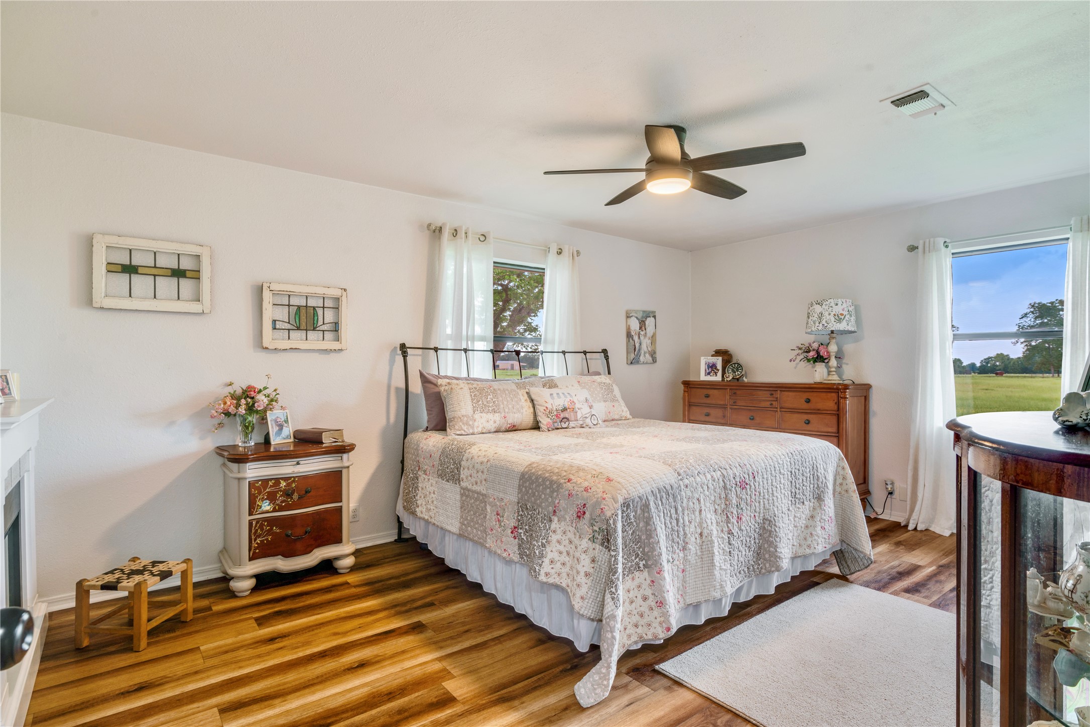 6013 Farm Road 1502