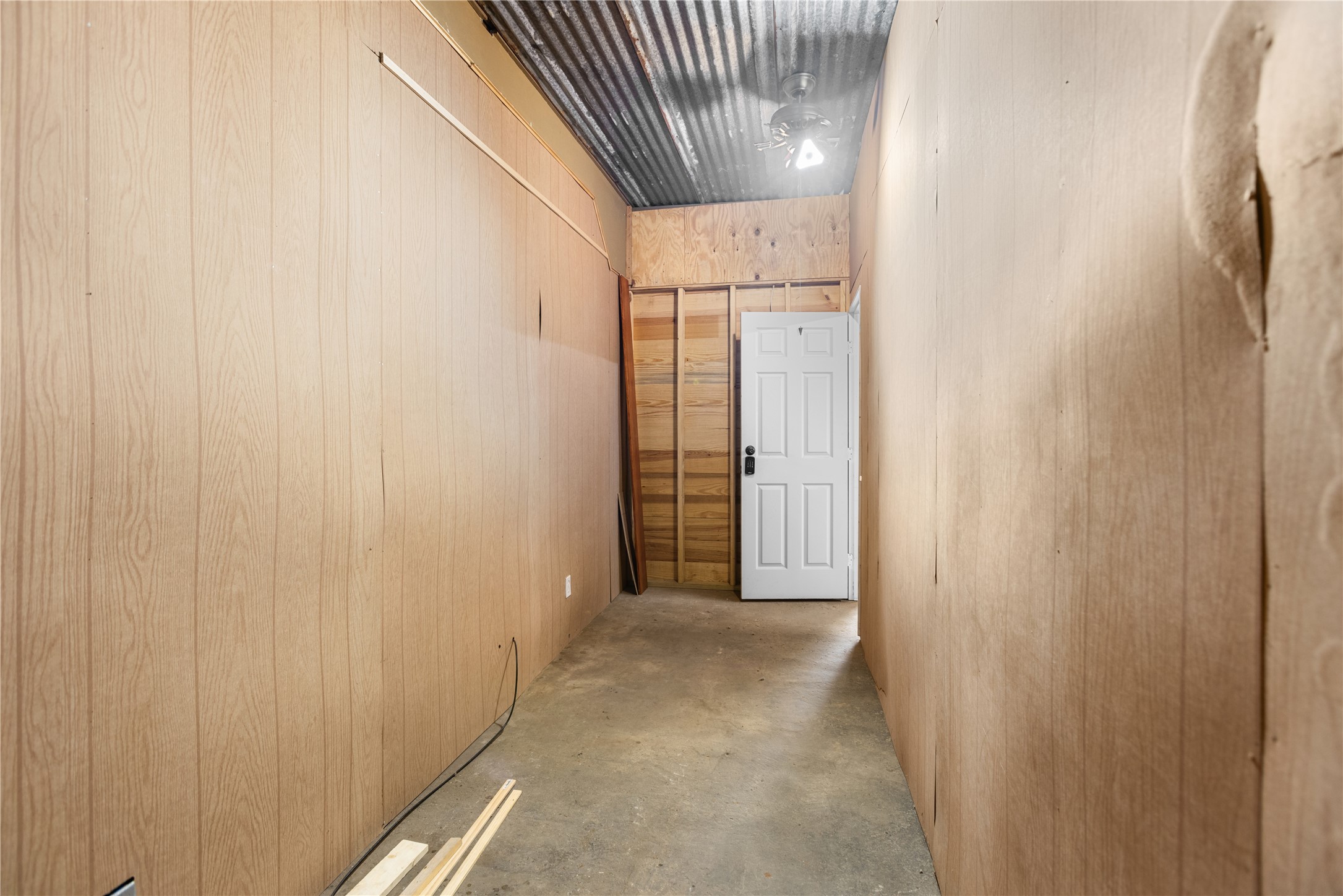 2230 Farm Road 79