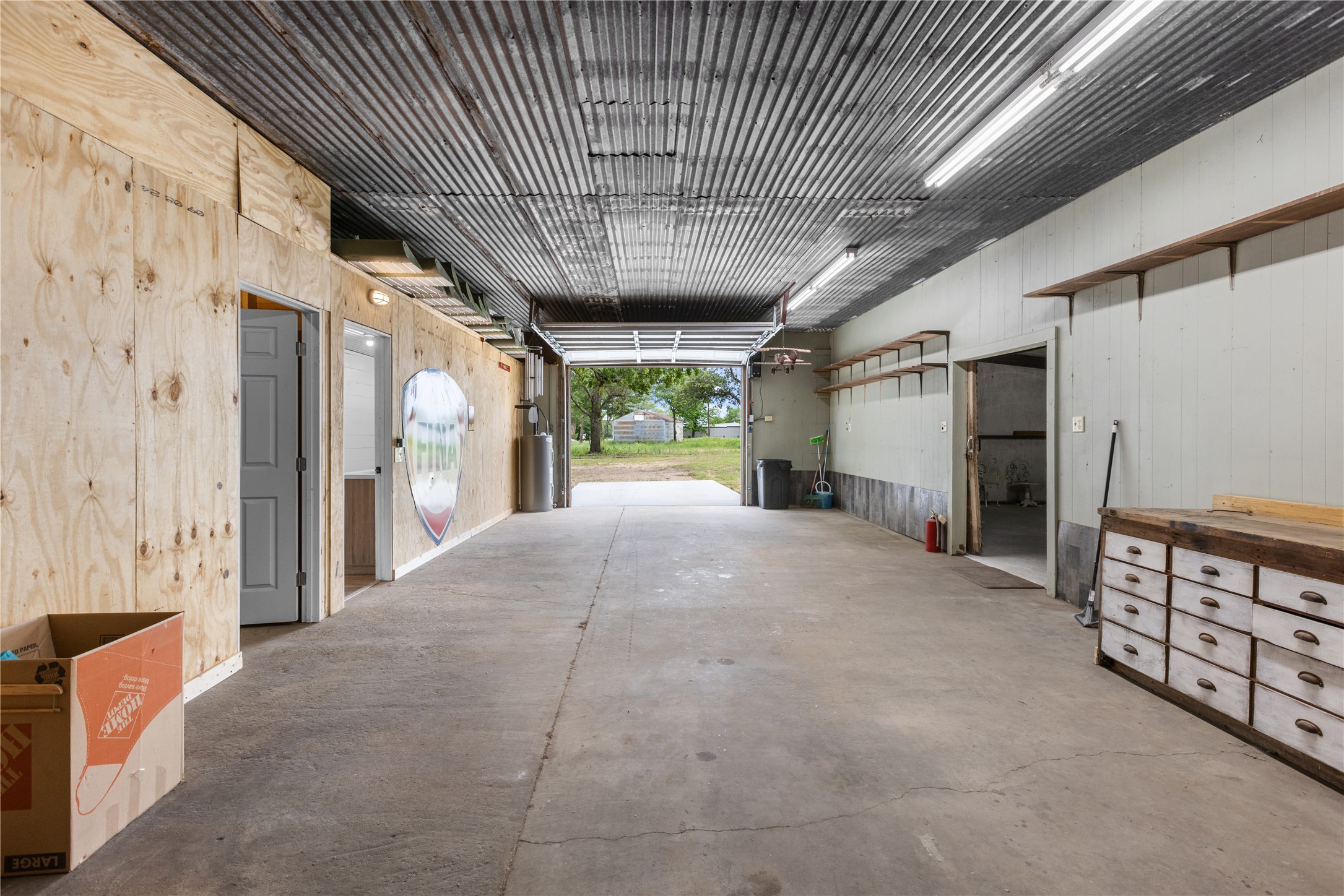 2230 Farm Road 79