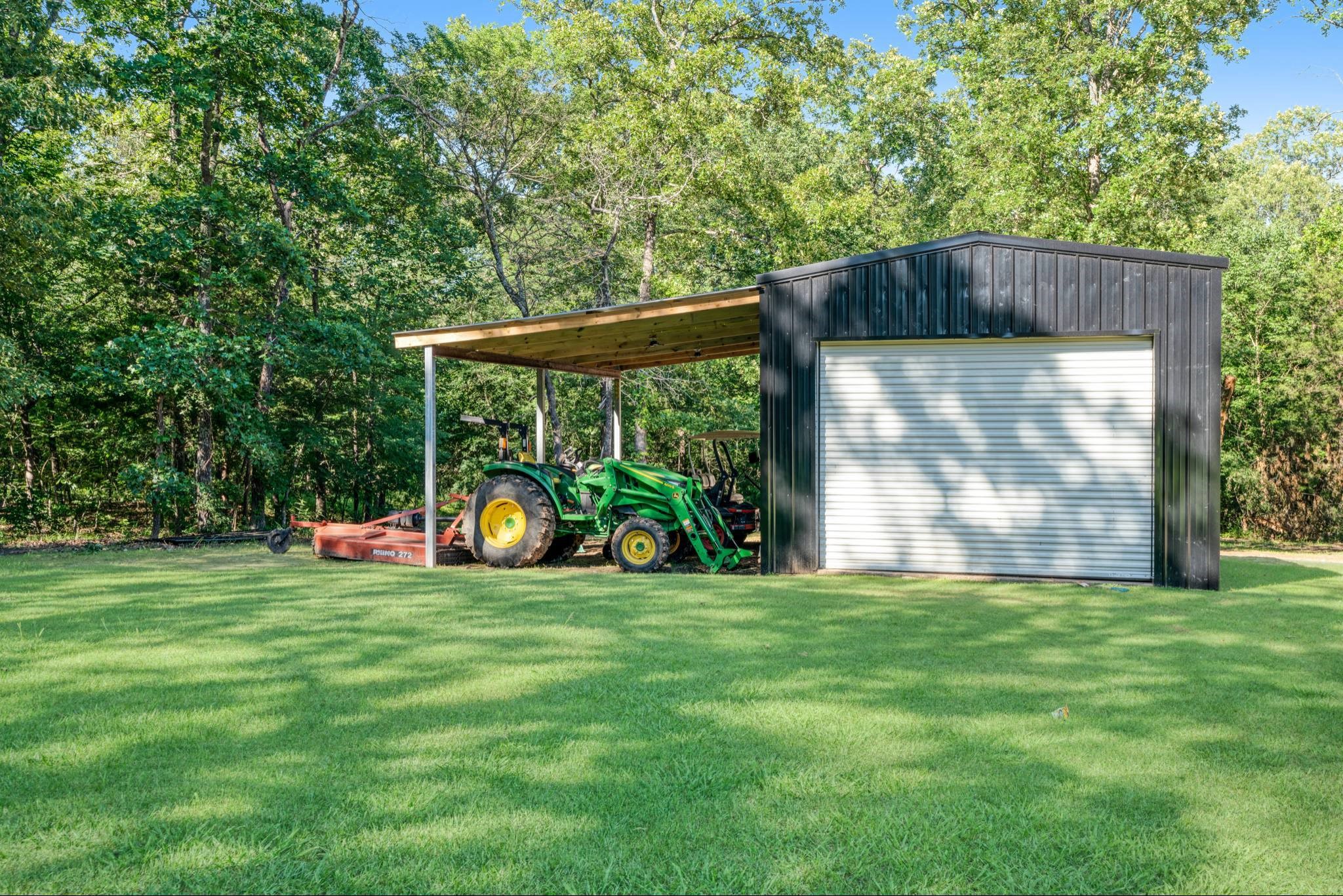 3966 Farm Road 196 N