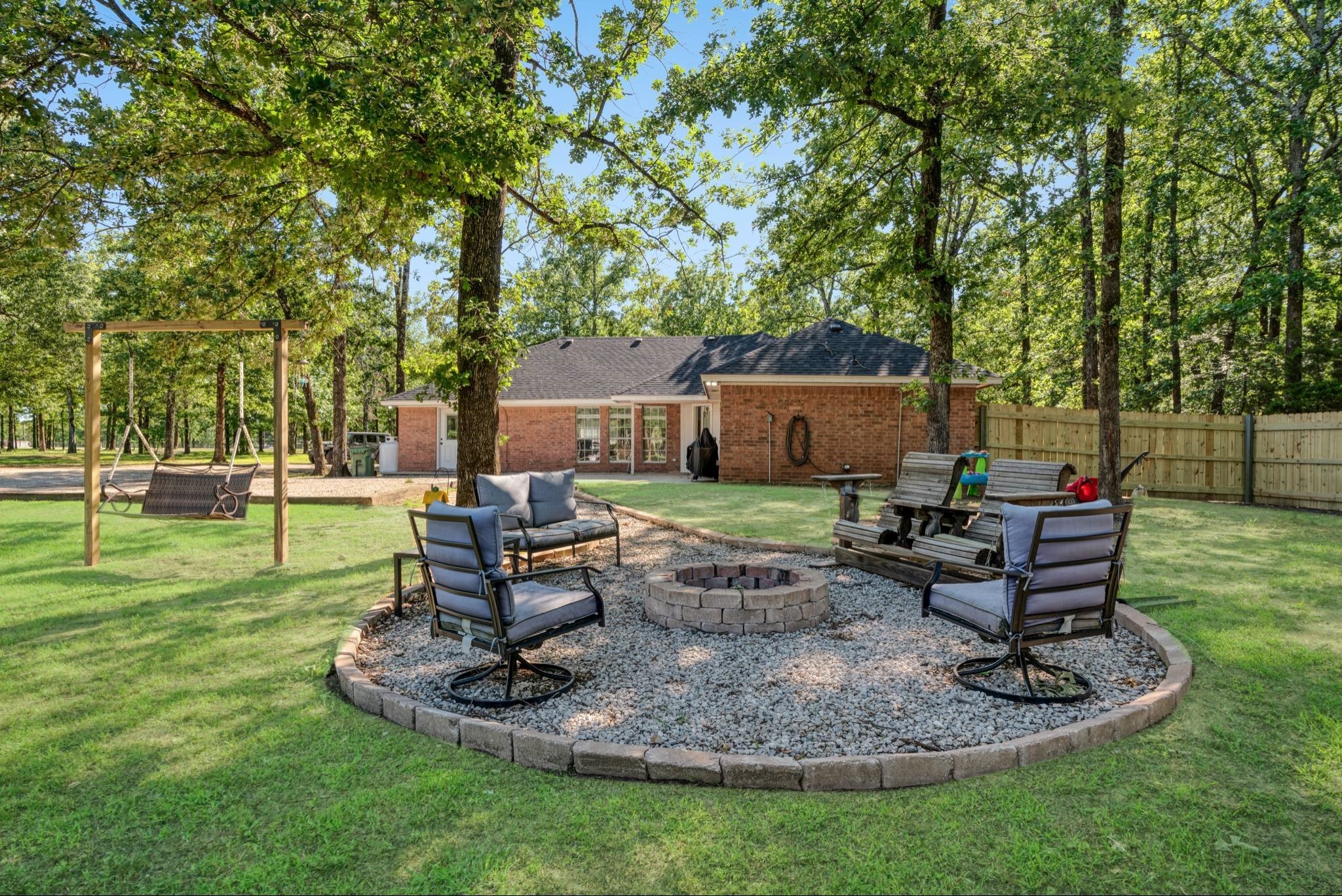 3966 Farm Road 196 N