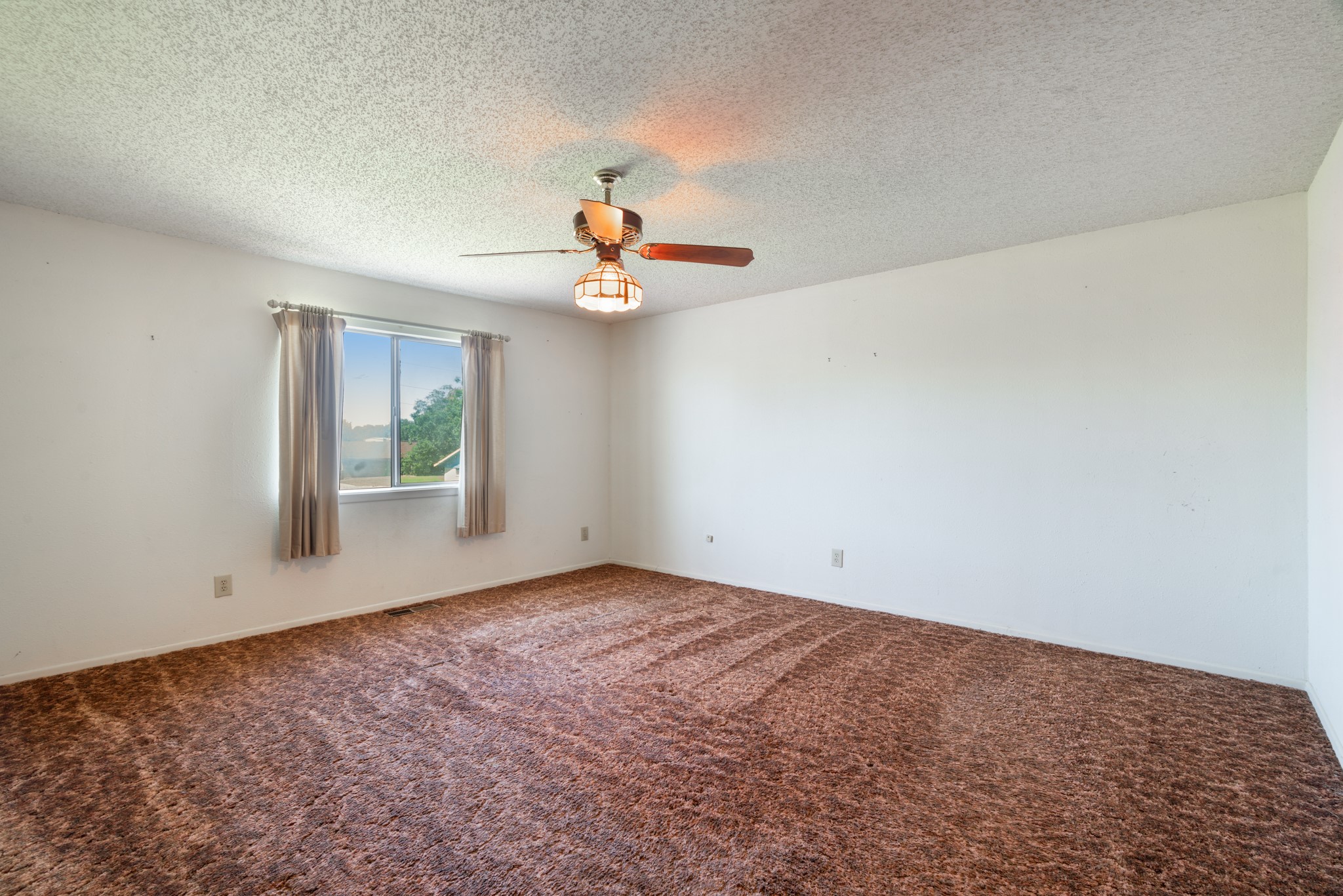 905 W 11th