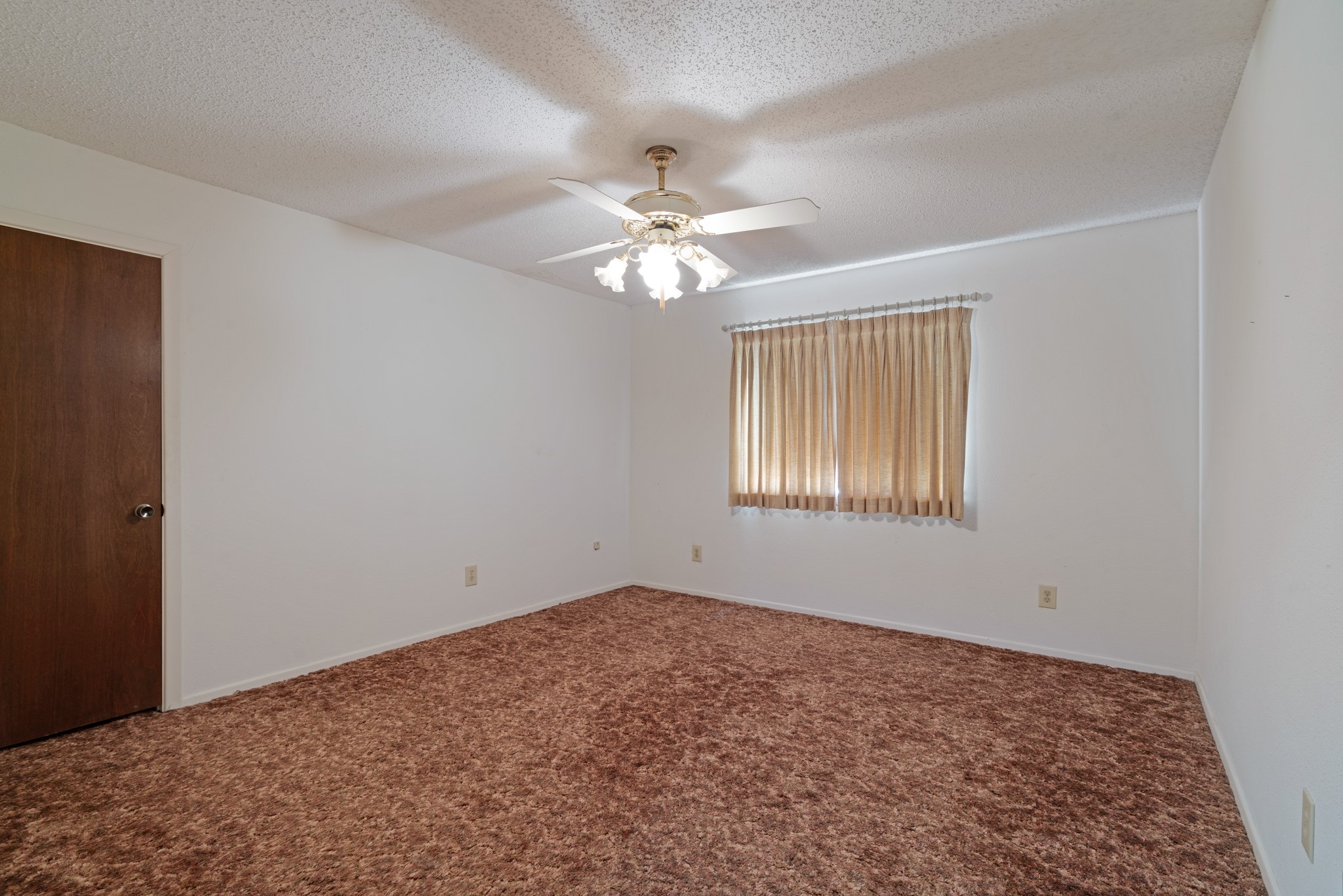 905 W 11th