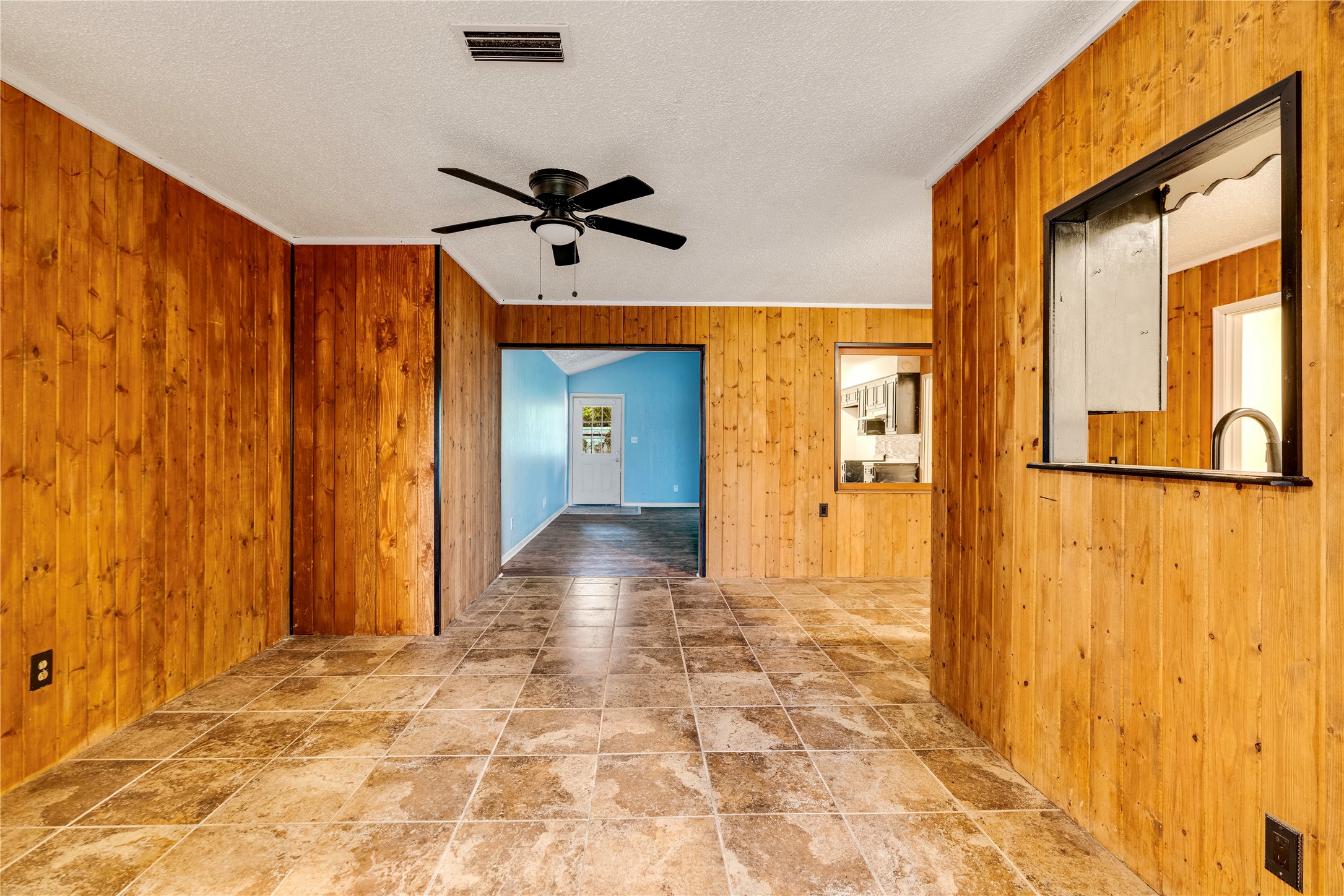 635 N Center Street