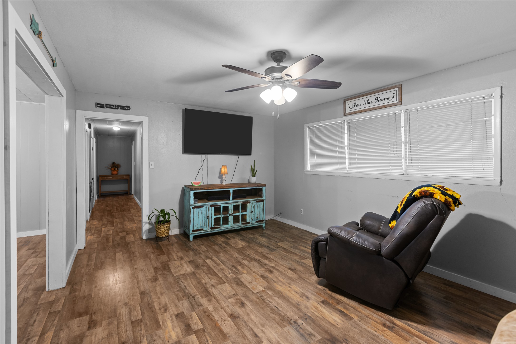 801 Poplar Street
