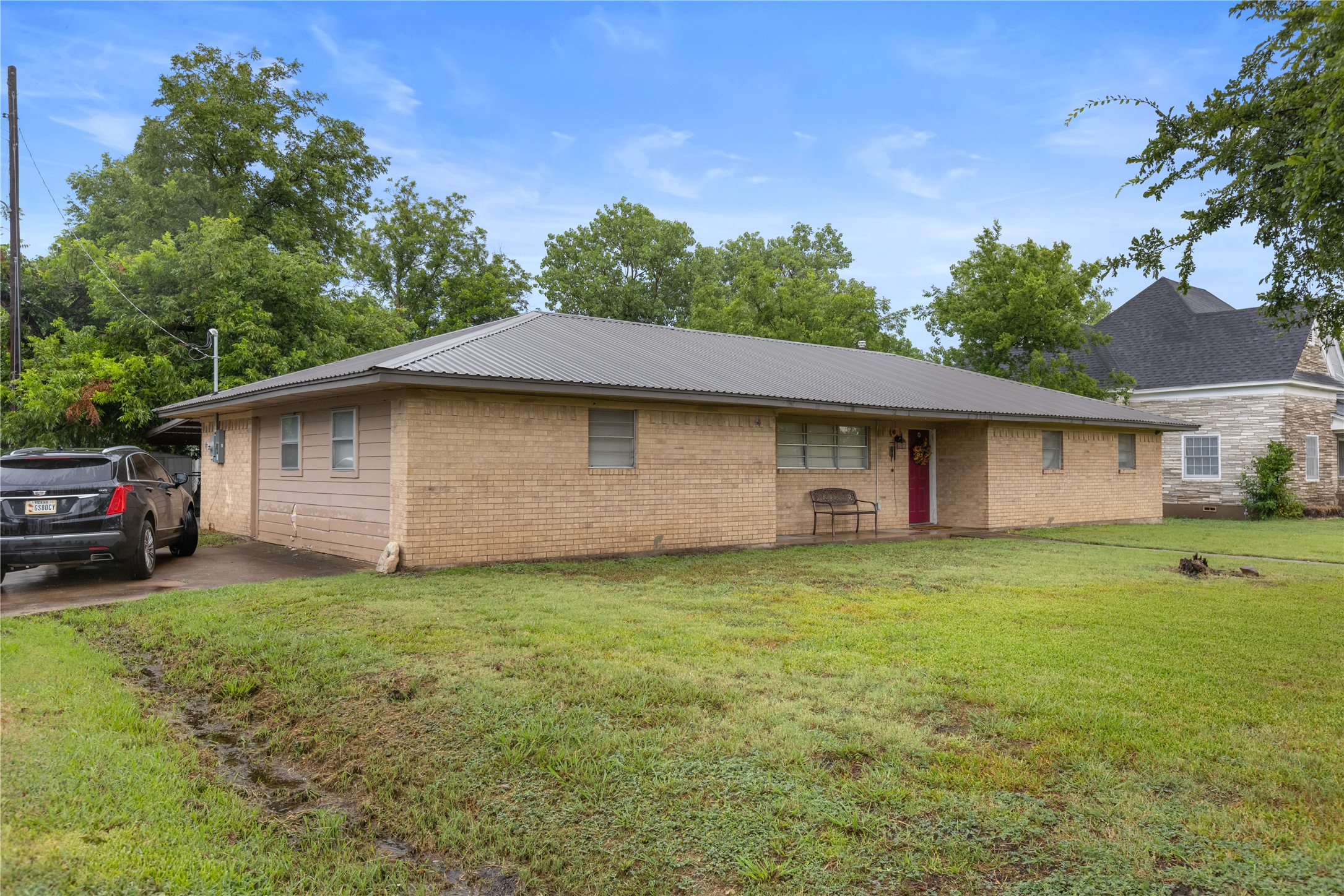 801 Poplar Street