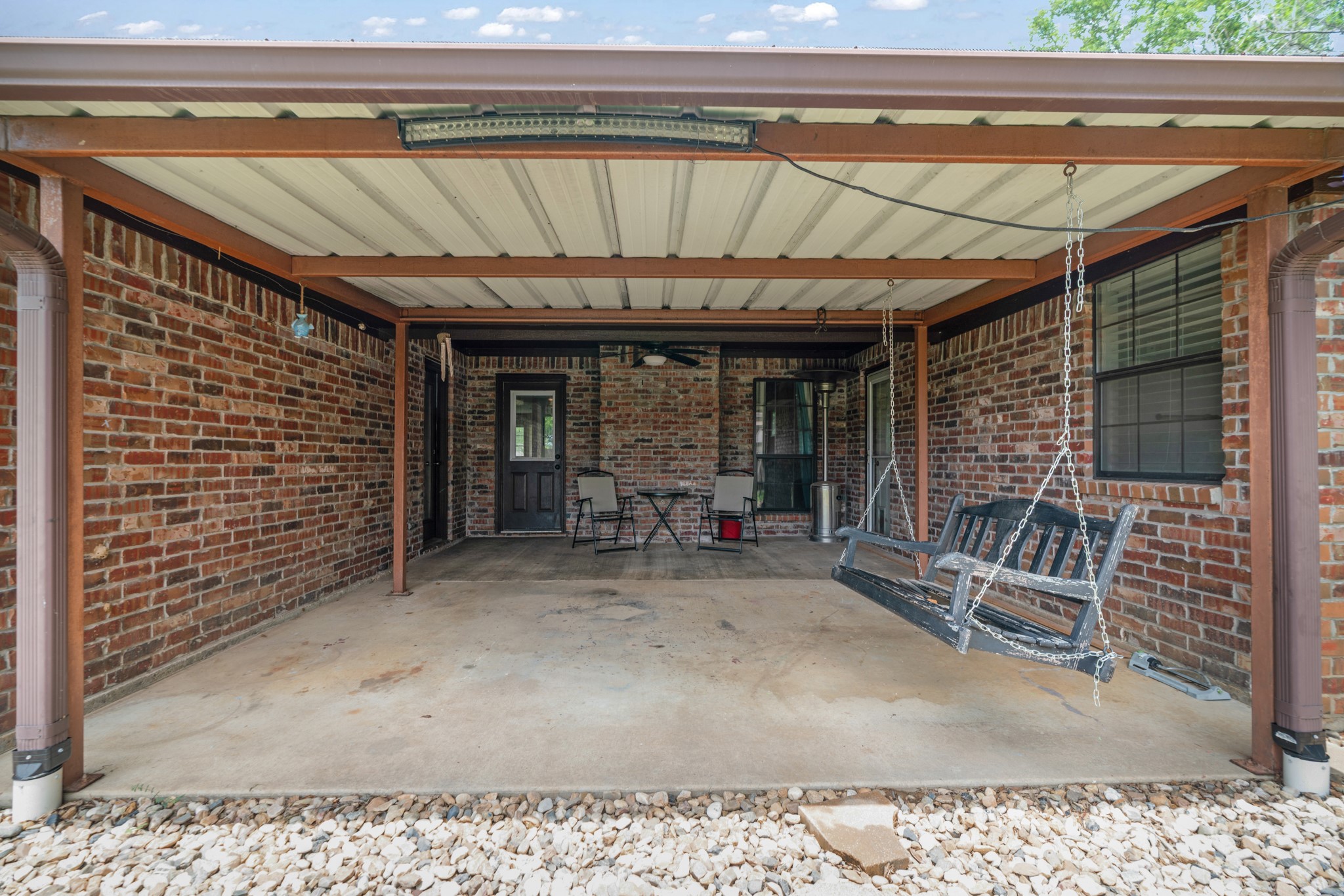 4580 Thomas Drive