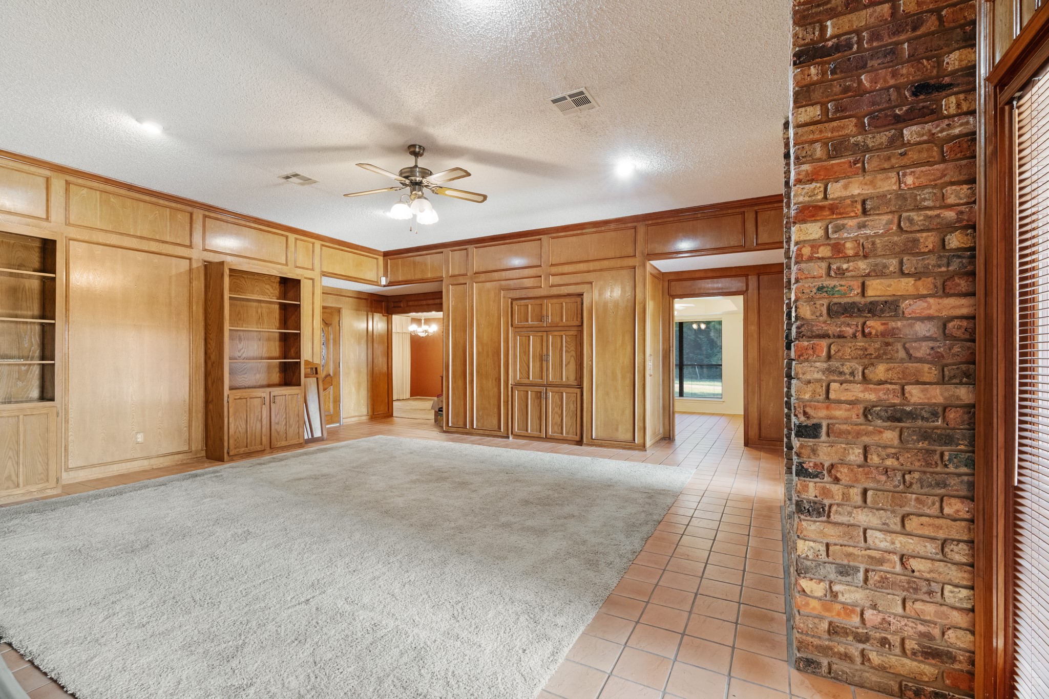 7142 Heather Lane