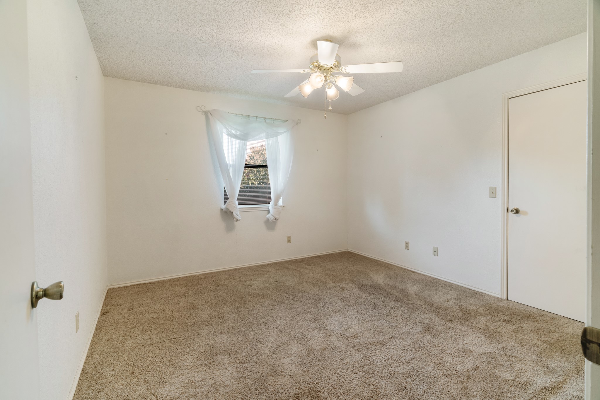 7142 Heather Lane