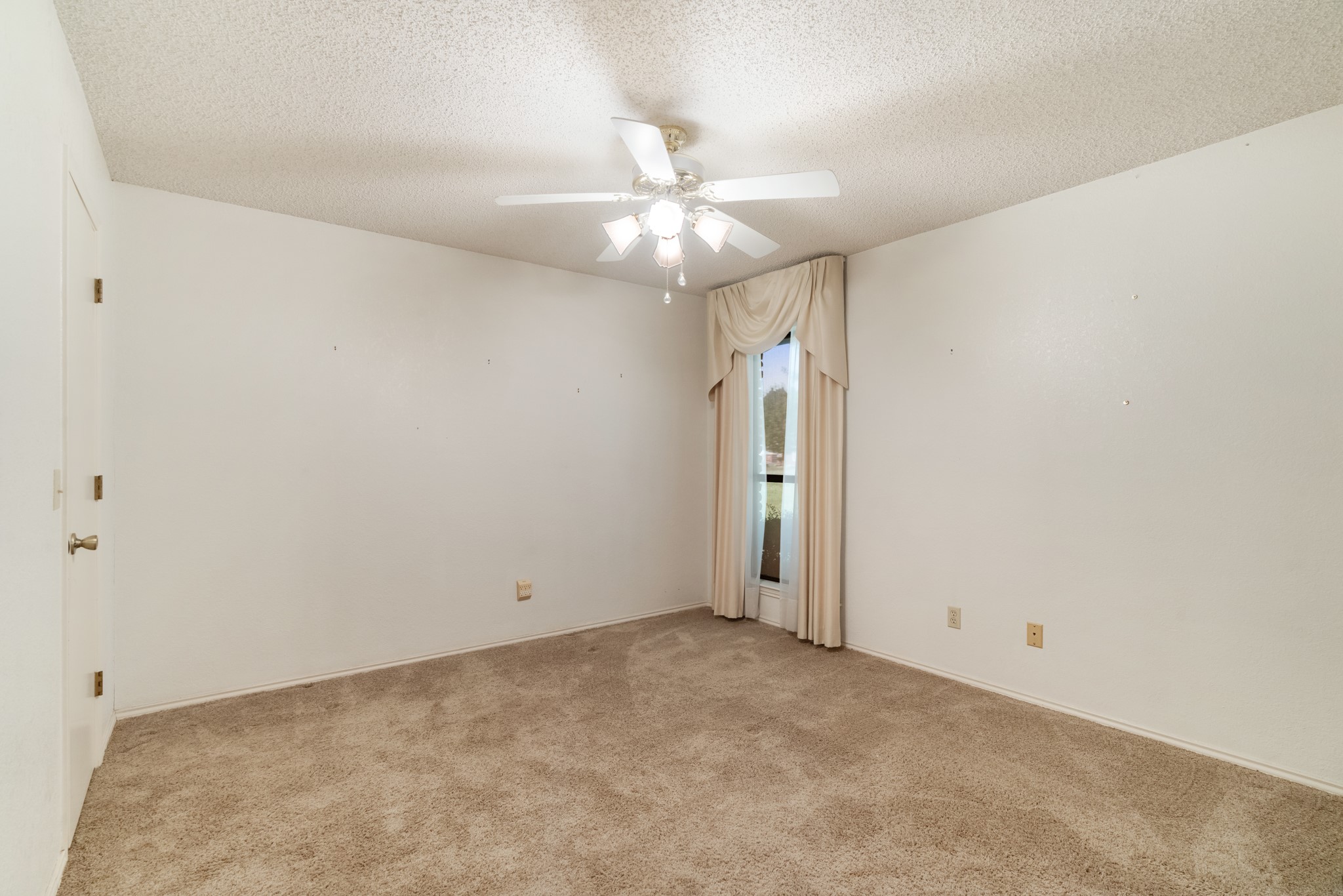 7142 Heather Lane