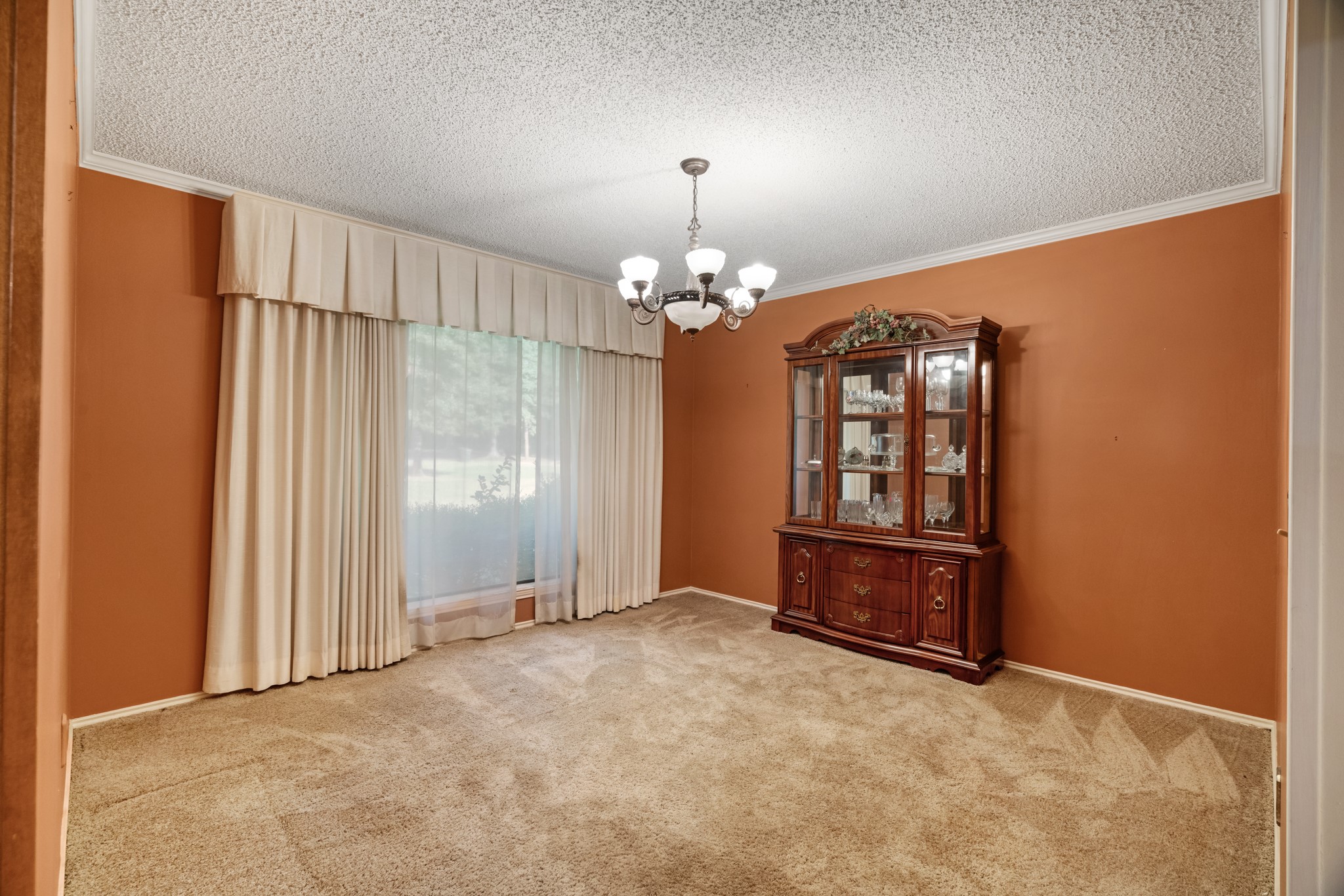 7142 Heather Lane