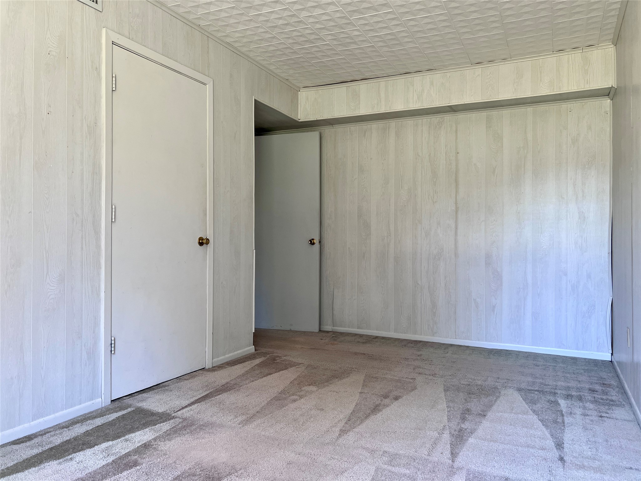 6903 Farm Road 1498