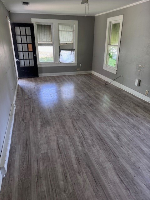 246 E E Broadway