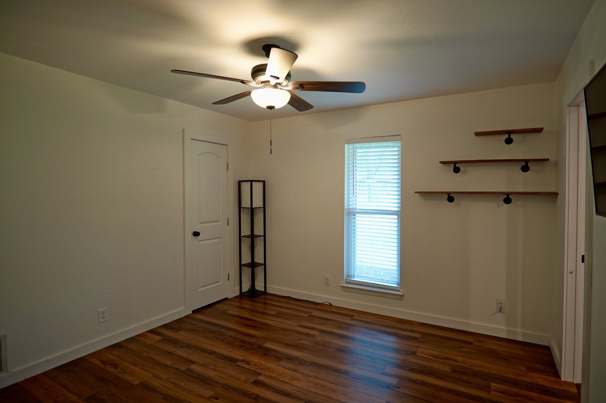 3260 Clark Lane
