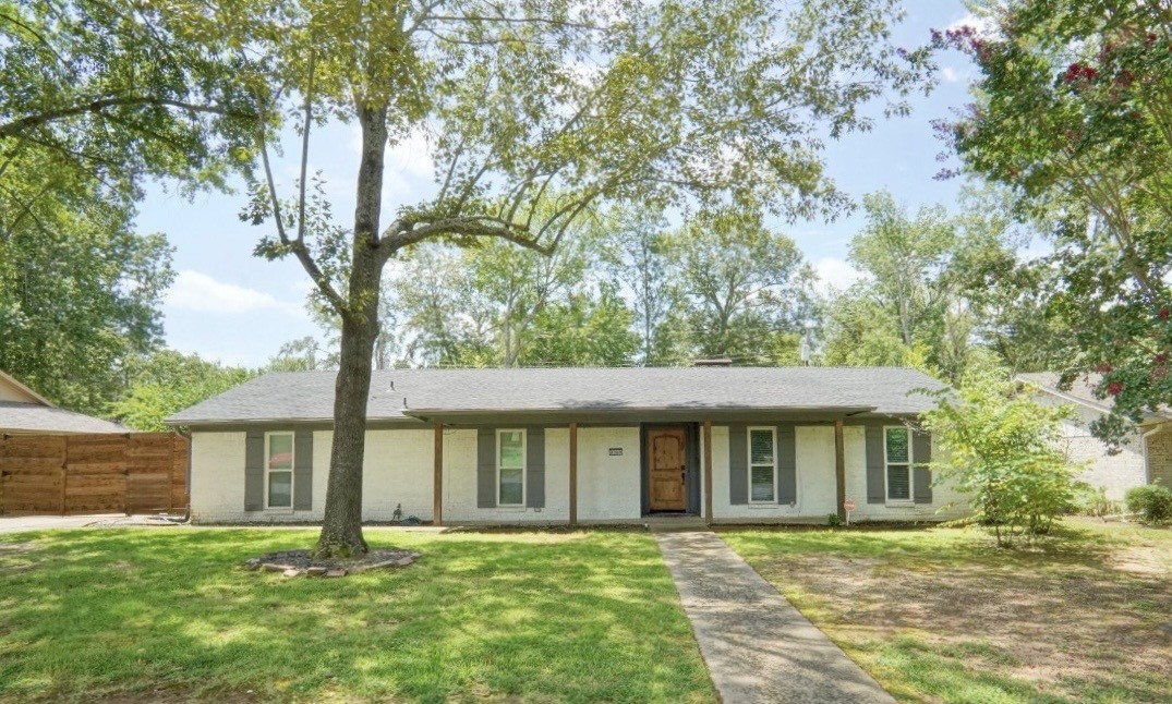 3260 Clark Lane