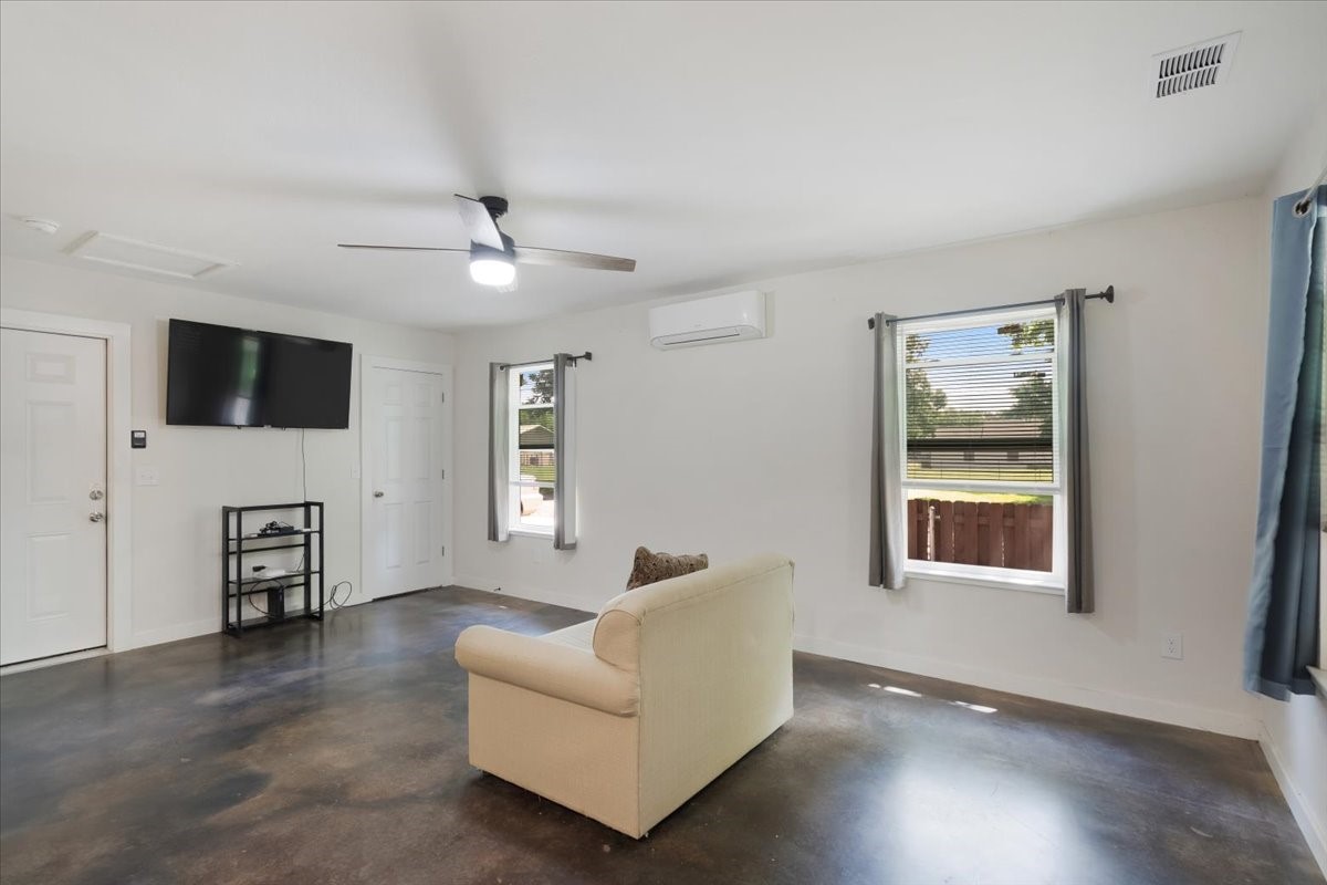 1000 4th Street