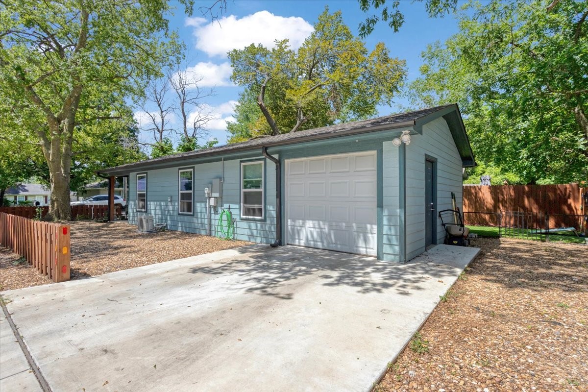 1000 4th Street
