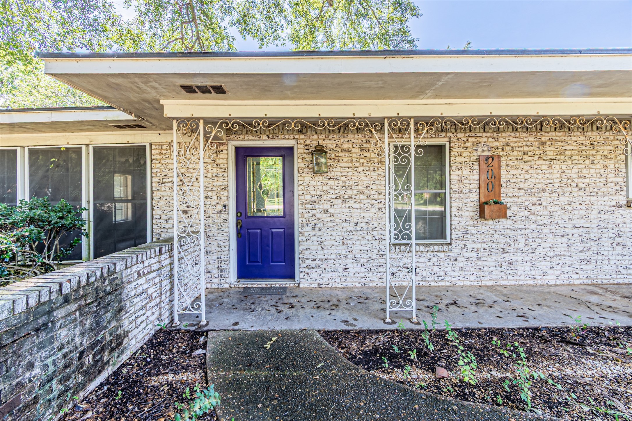 200 S Birch Street