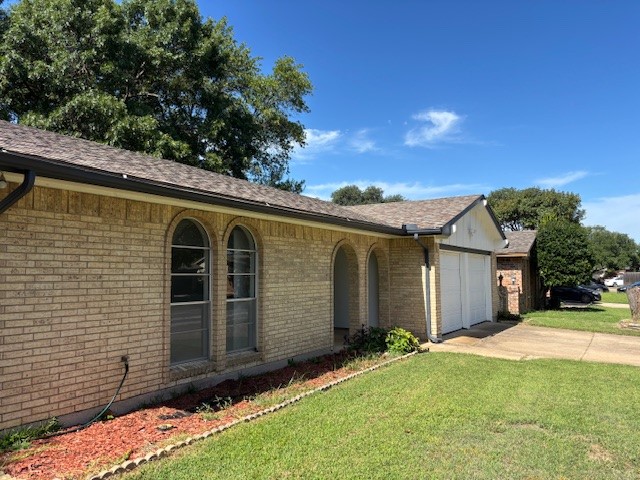 2304 Vineyard Drive