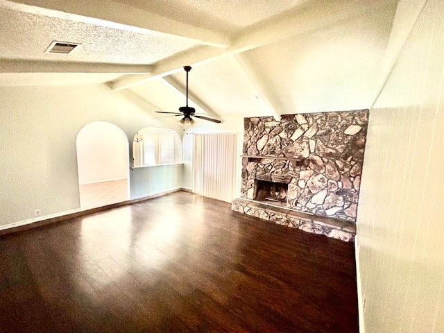 2304 Vineyard Drive