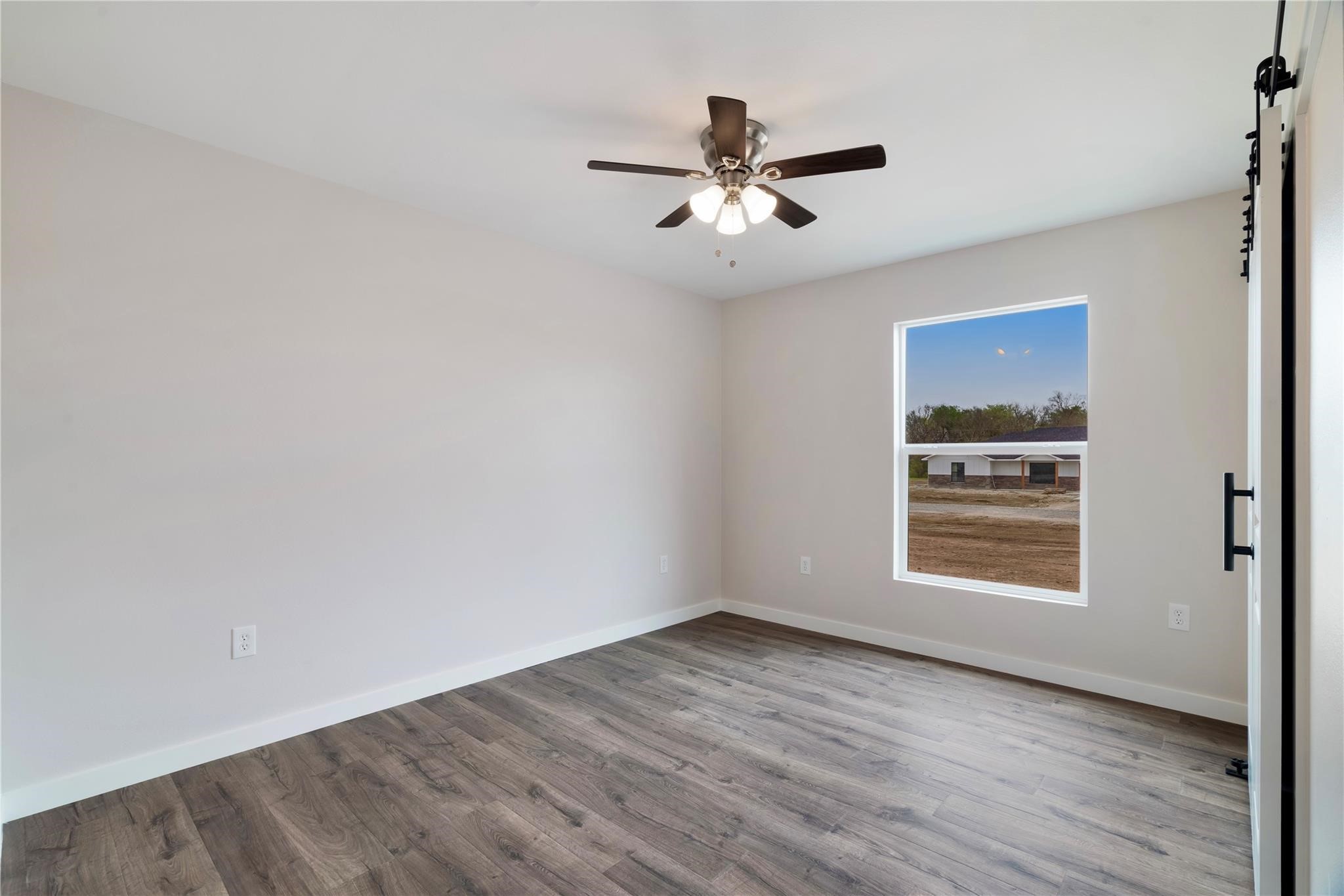 84 Private Road 33039 N