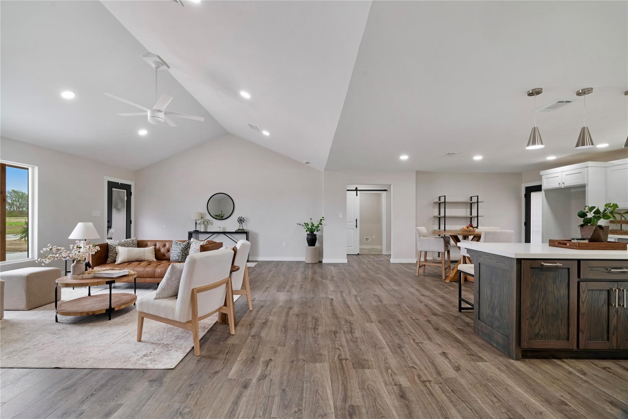 84 Private Road 33039 N