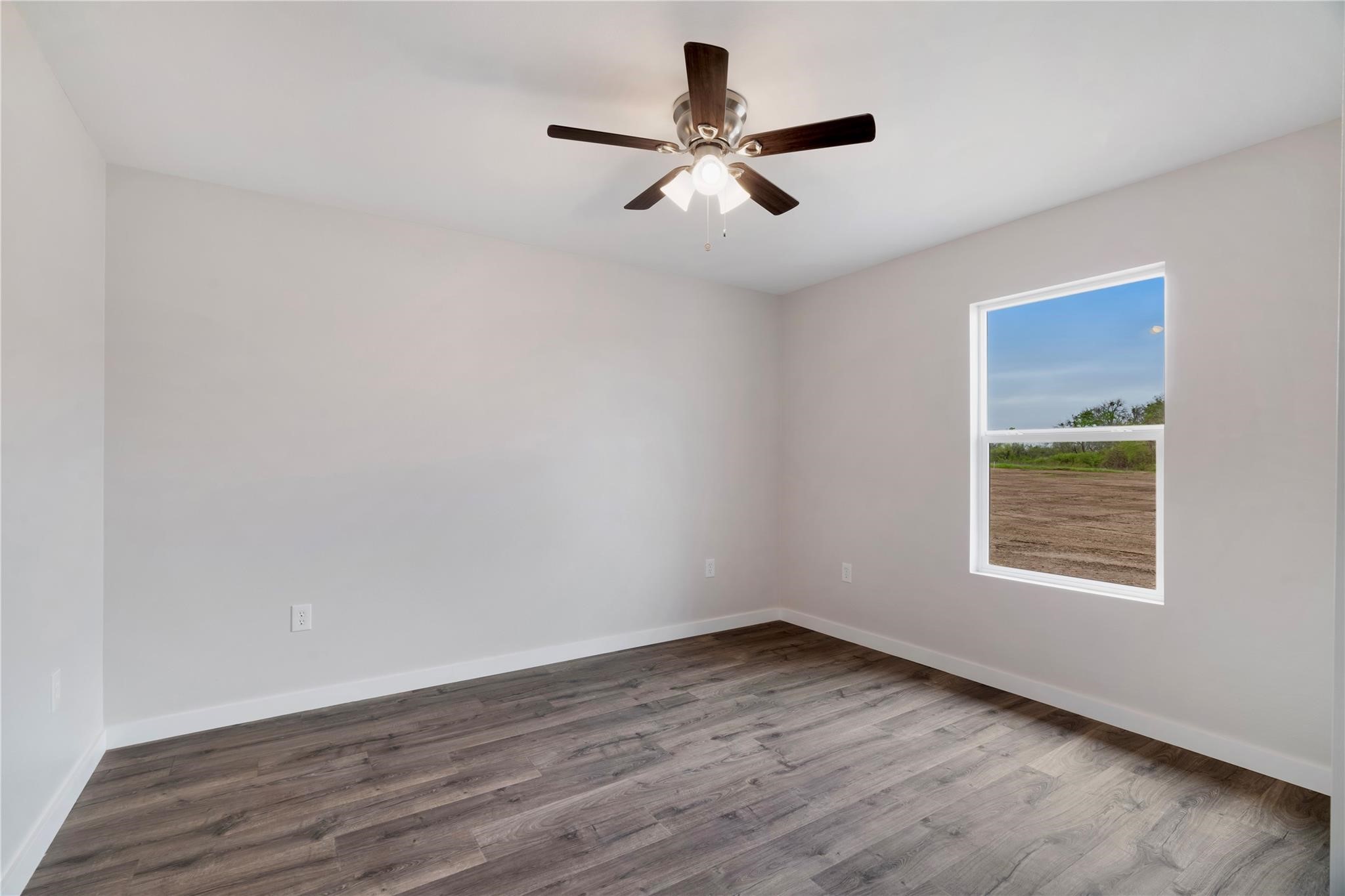 84 Private Road 33039 N