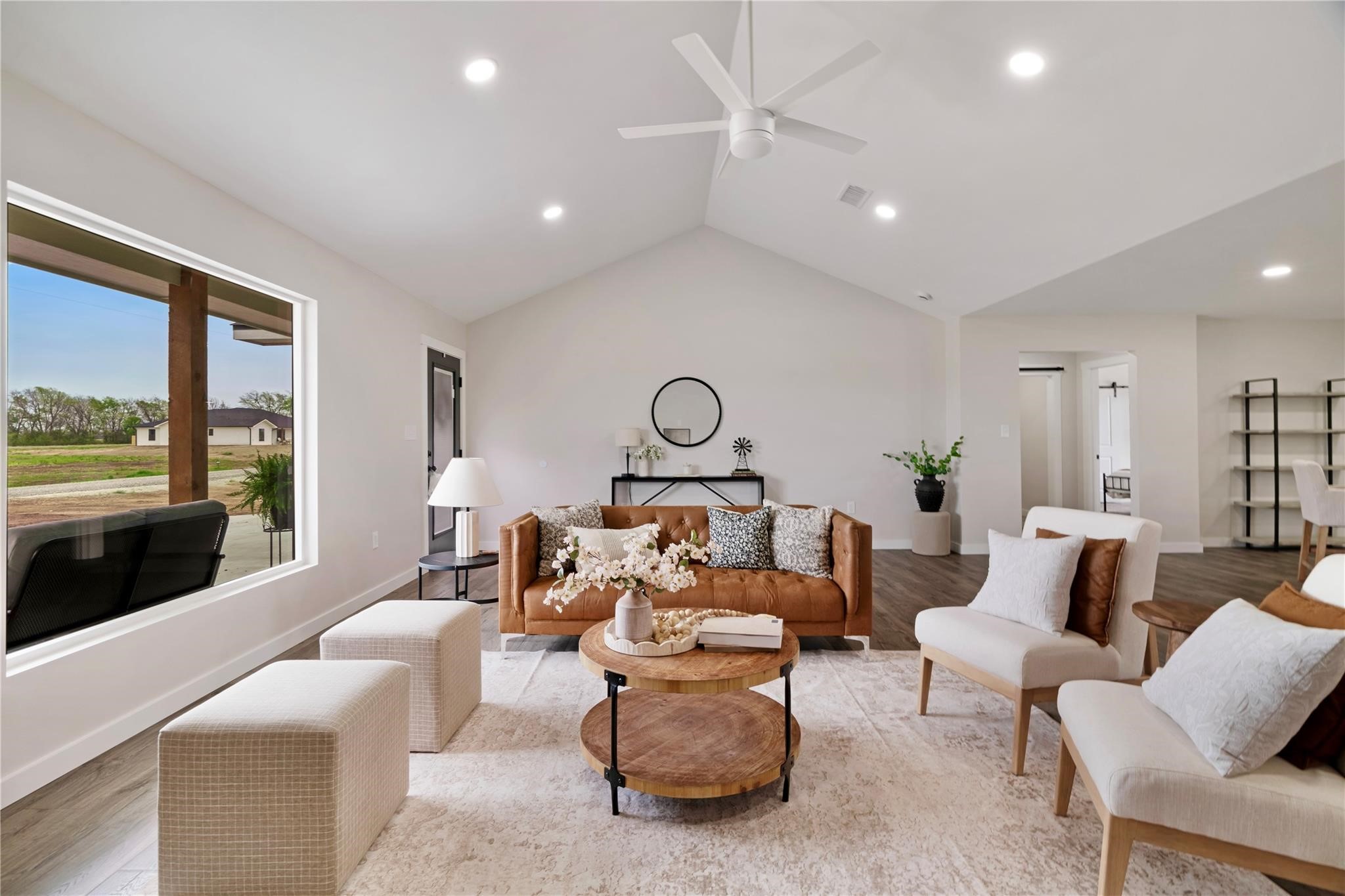 84 Private Road 33039 N