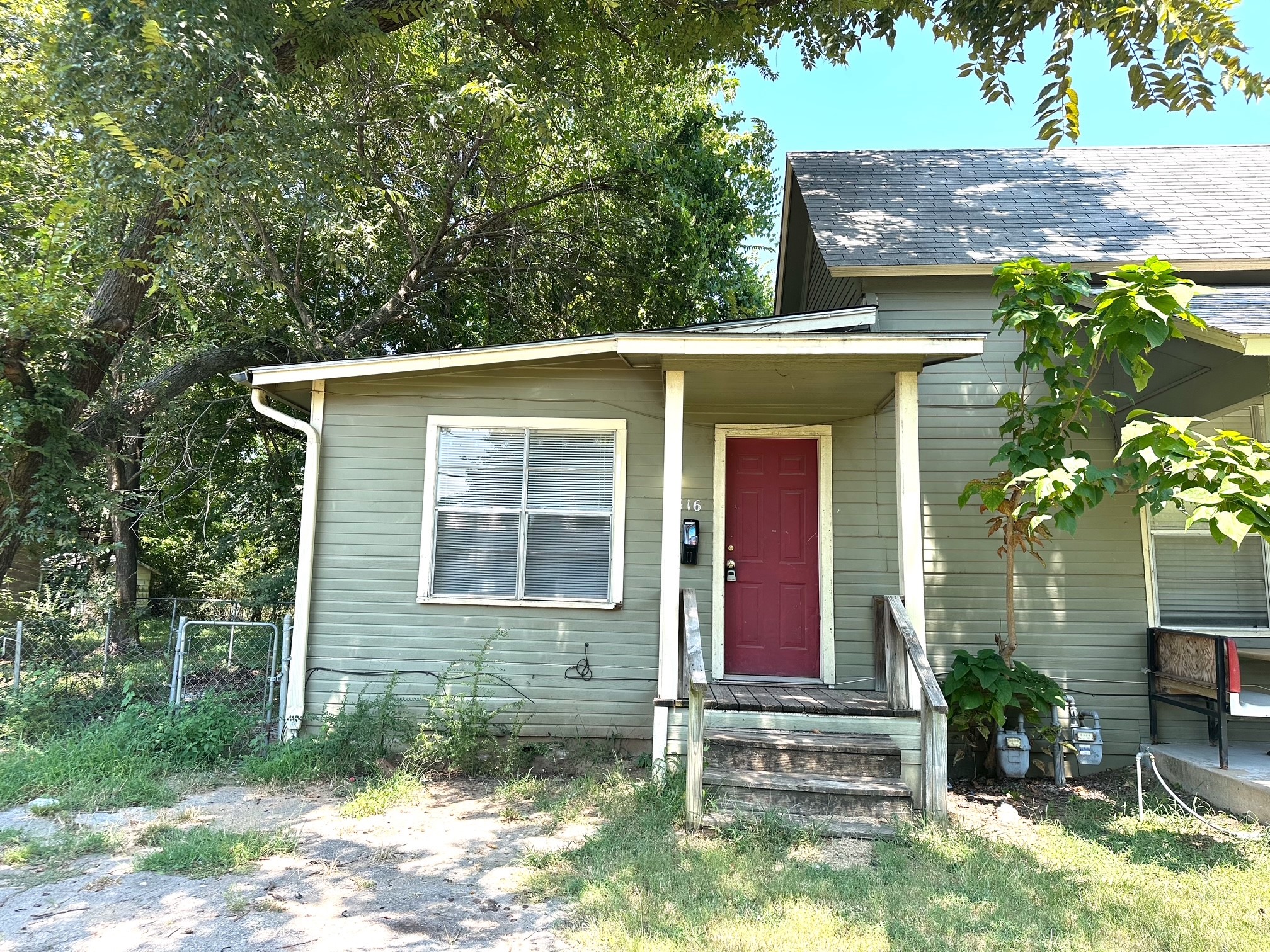 2416 Graham