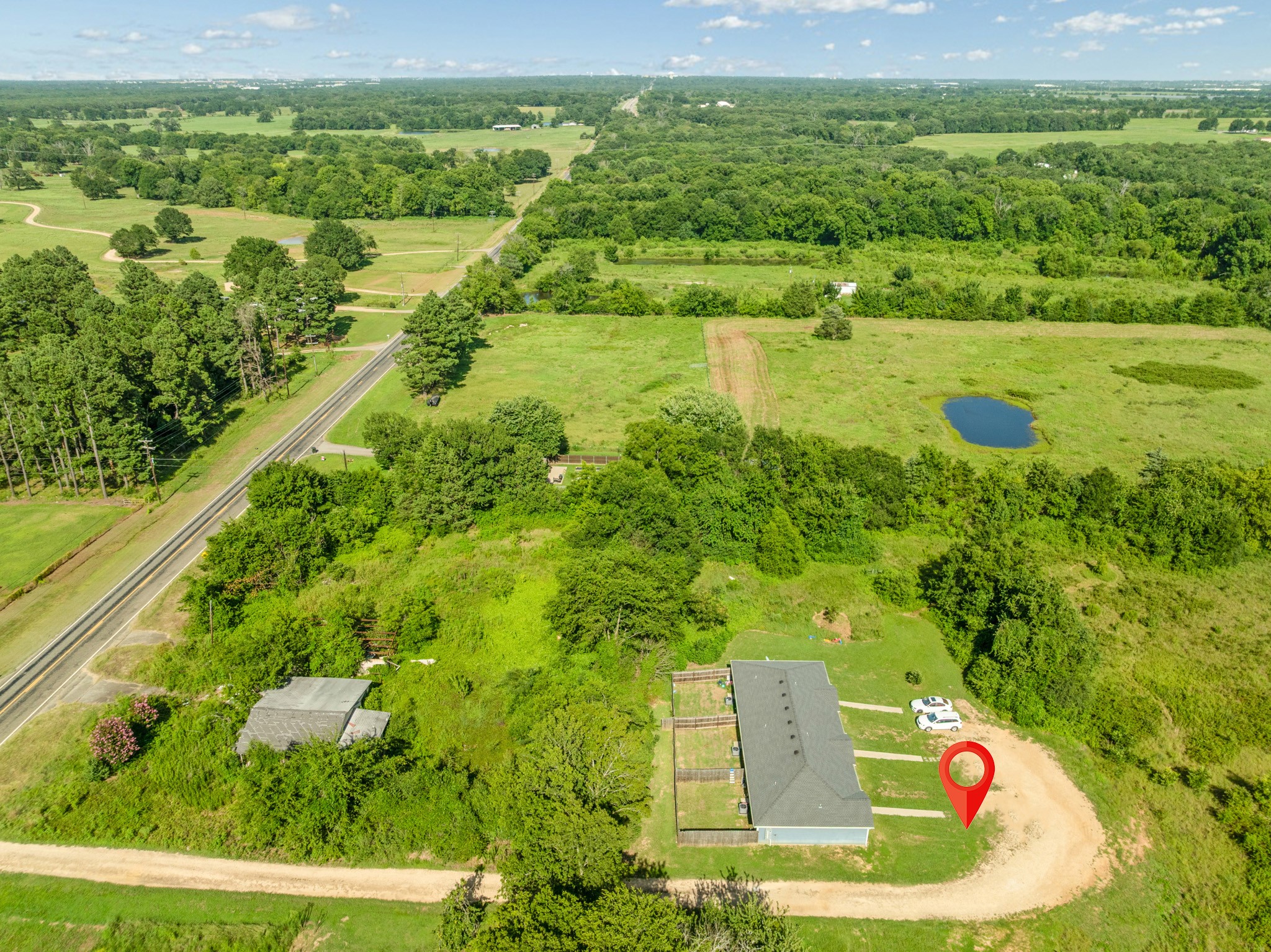 797 Farm Road 1510