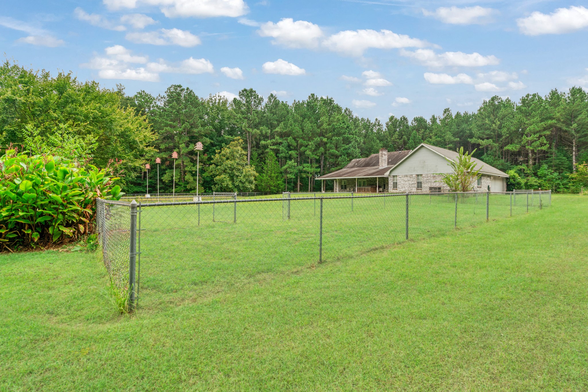 1490 Farm Road 2120