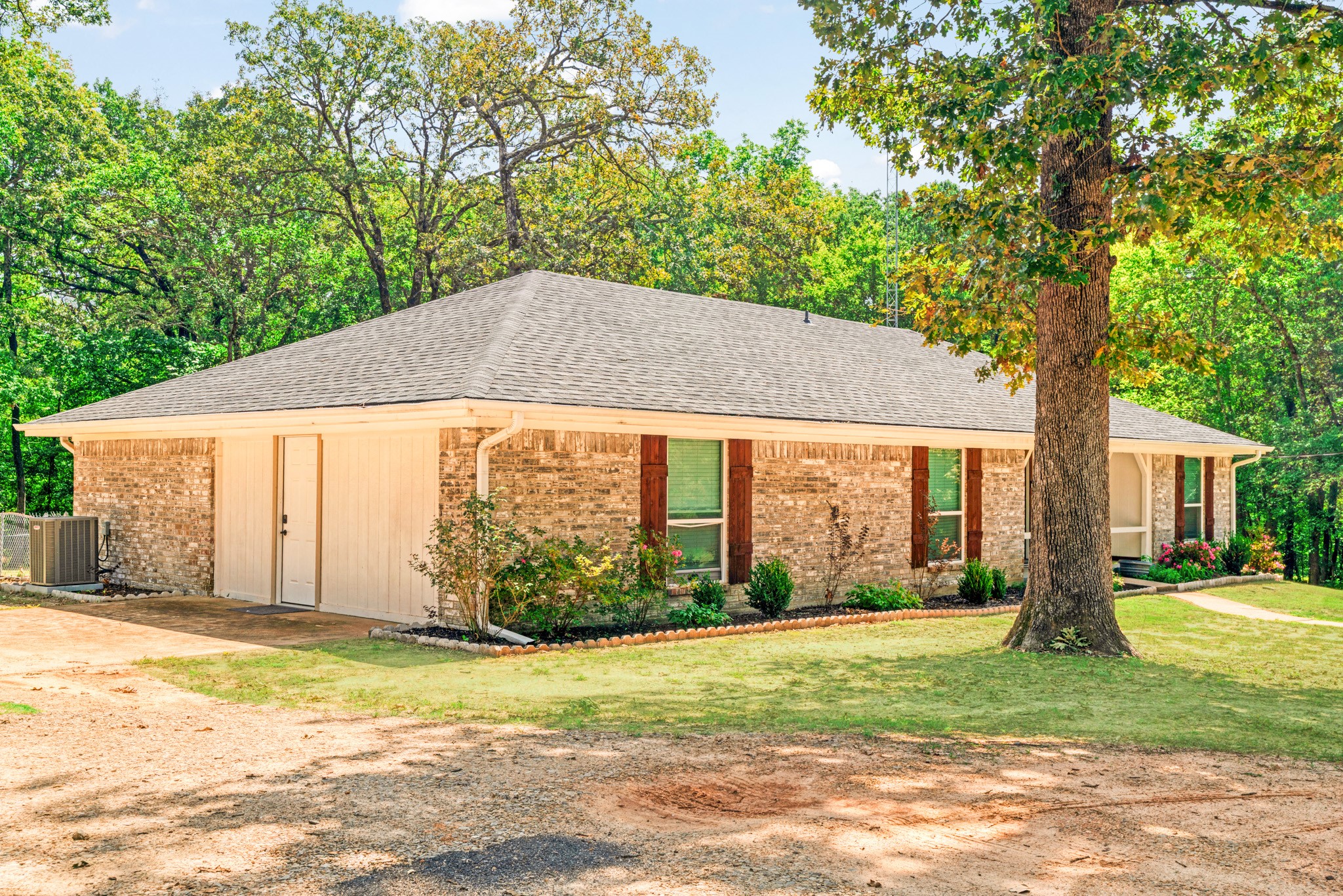 244 County Road 33840