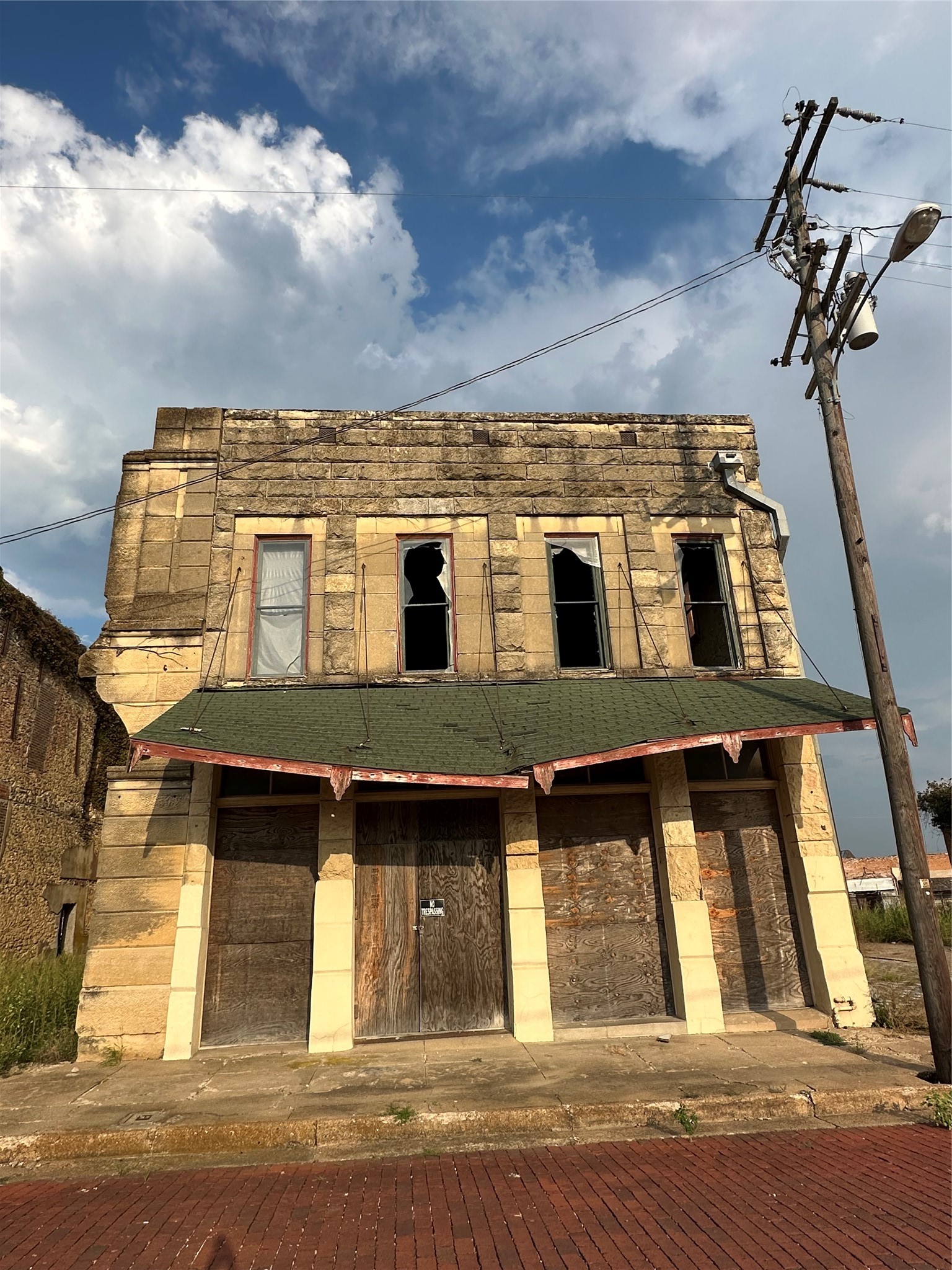 350 5th Street