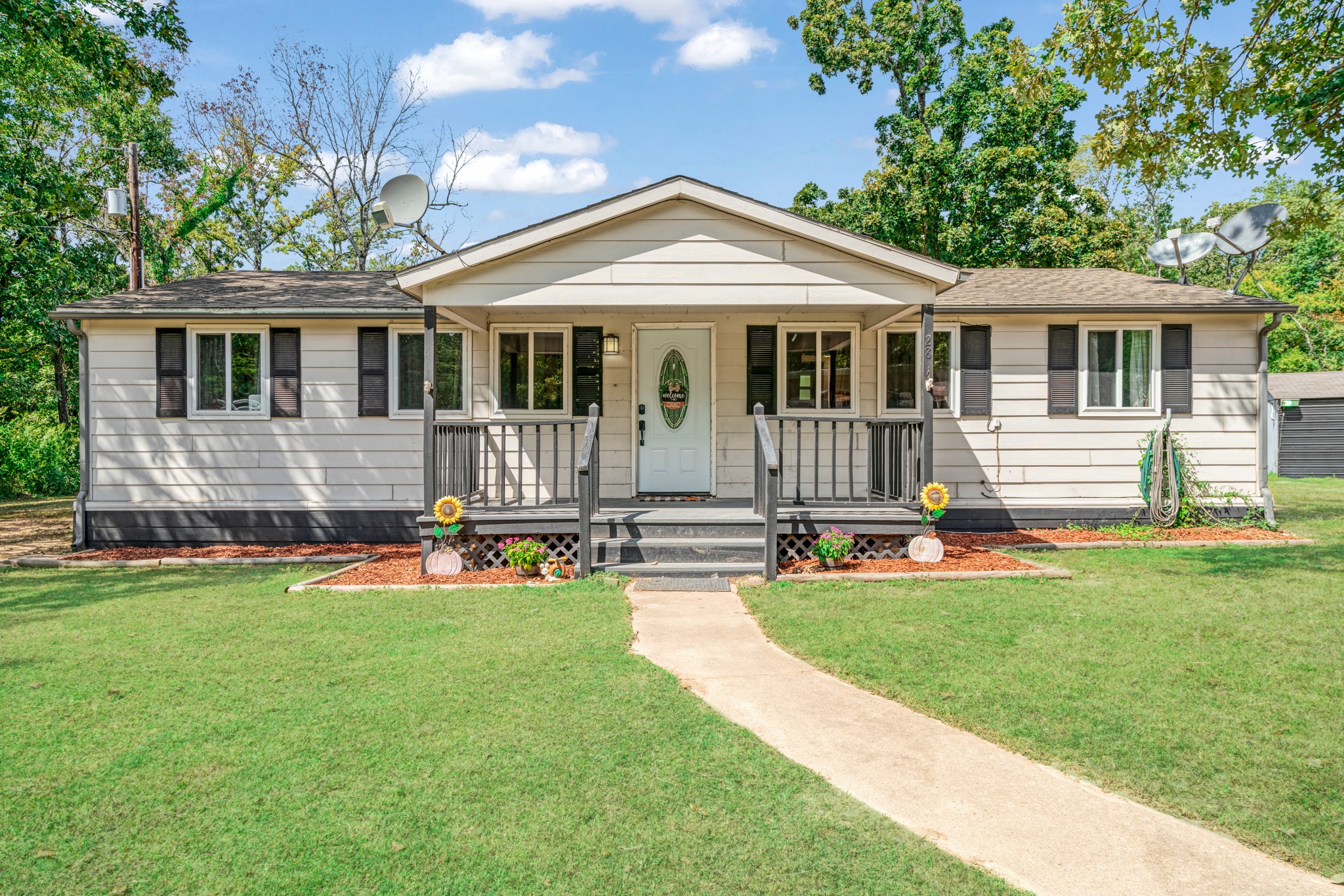28 PRIVATE ROAD 45075