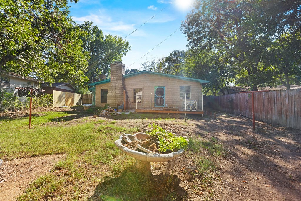 2365 Crescent Drive