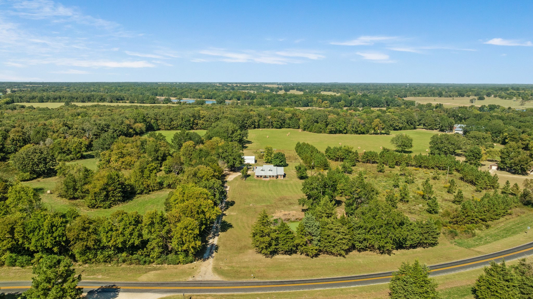 3325 Farm Road 194